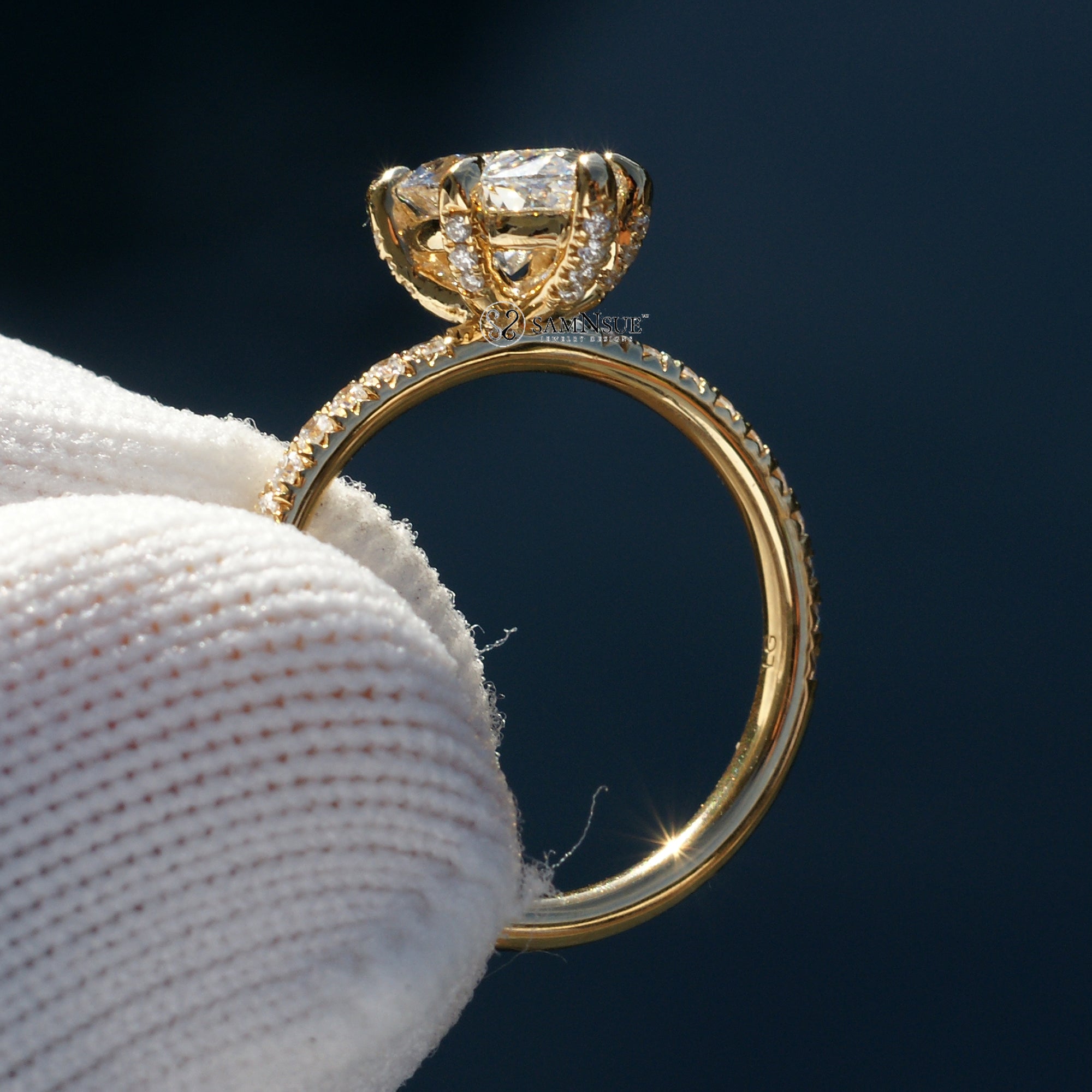 Marquise cut diamond with six prongs like Selena Gomez ring