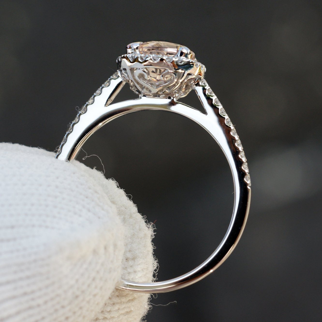The Signature Round Morganite 6mm 14k White Gold Ring