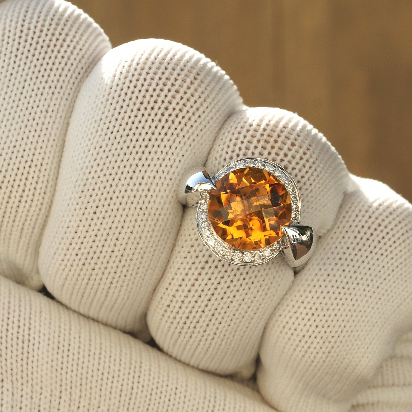 Citrine diamond halo ring in white gold The Jennifer