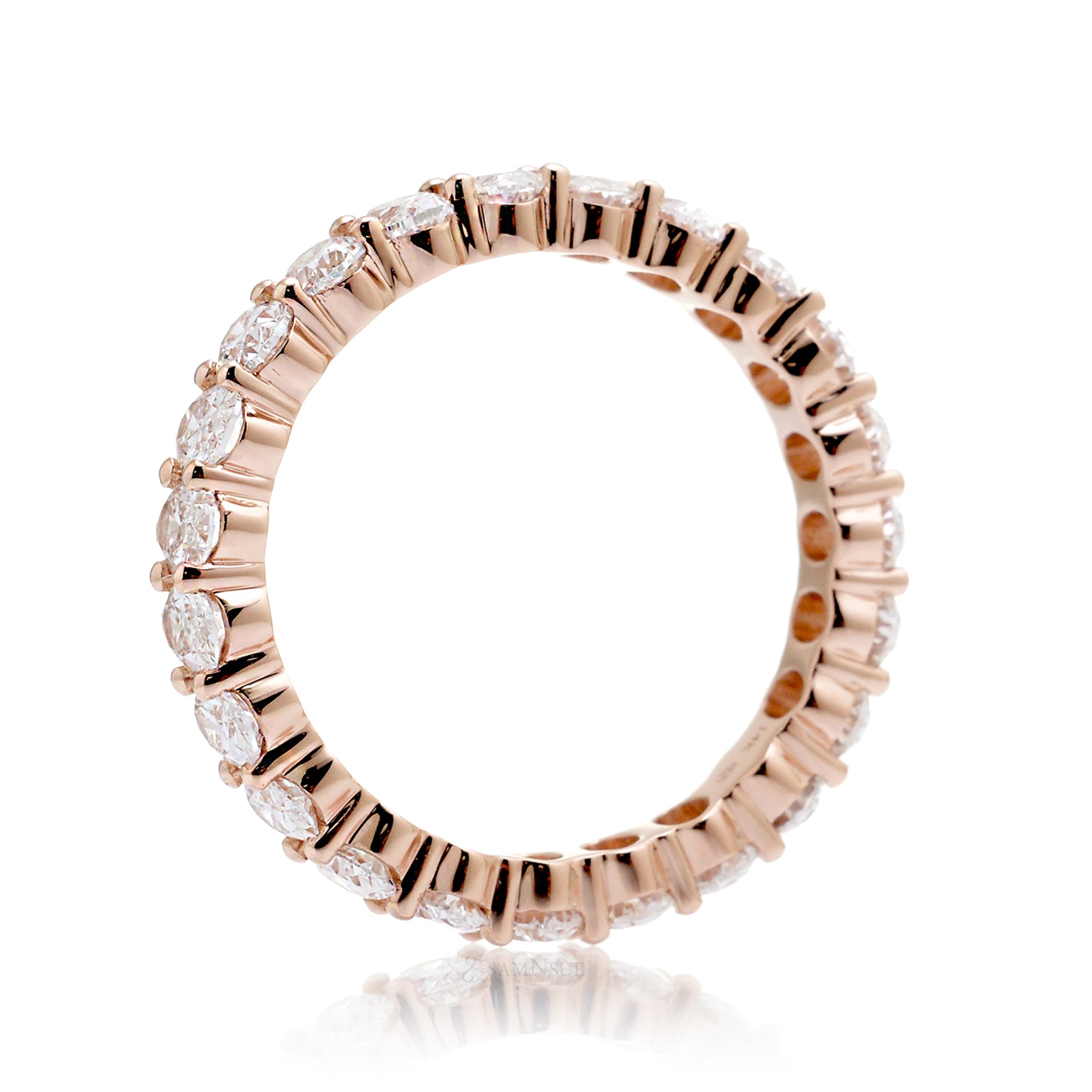 The Amelia Oval Diamond Eternity (Lab Grown)