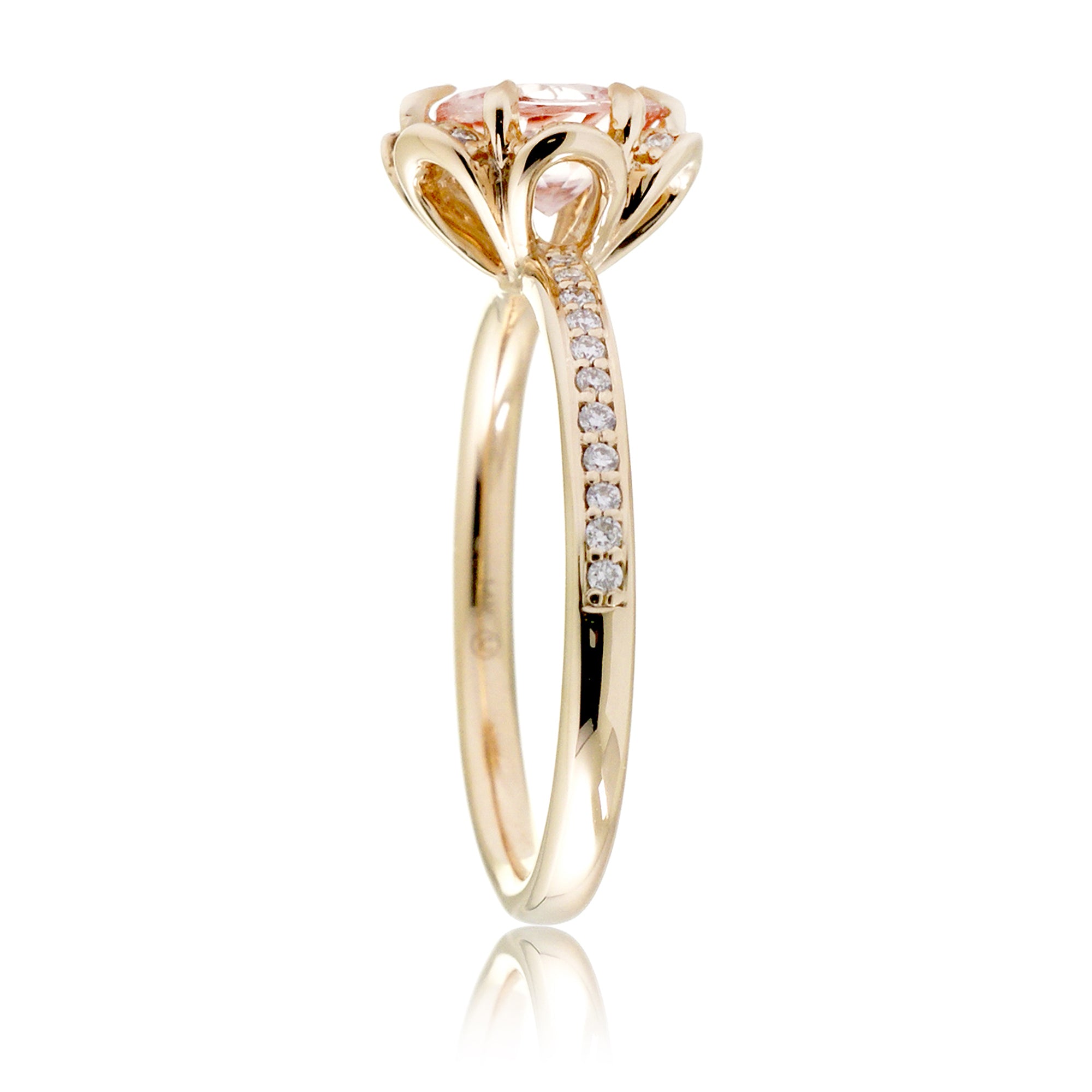 The Anemone Round Morganite Ring Yellow Gold