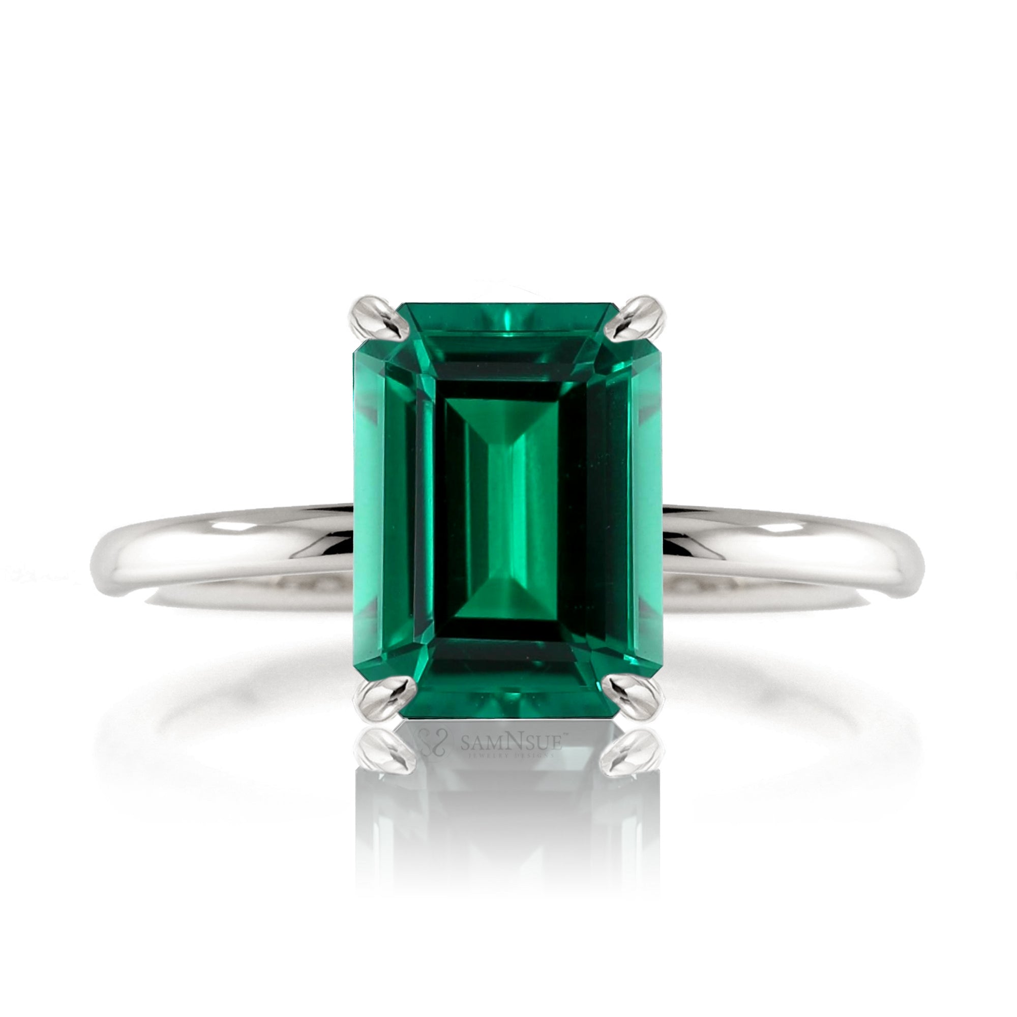 The Ava Step Cut Emerald Ring (Lab-Grown)