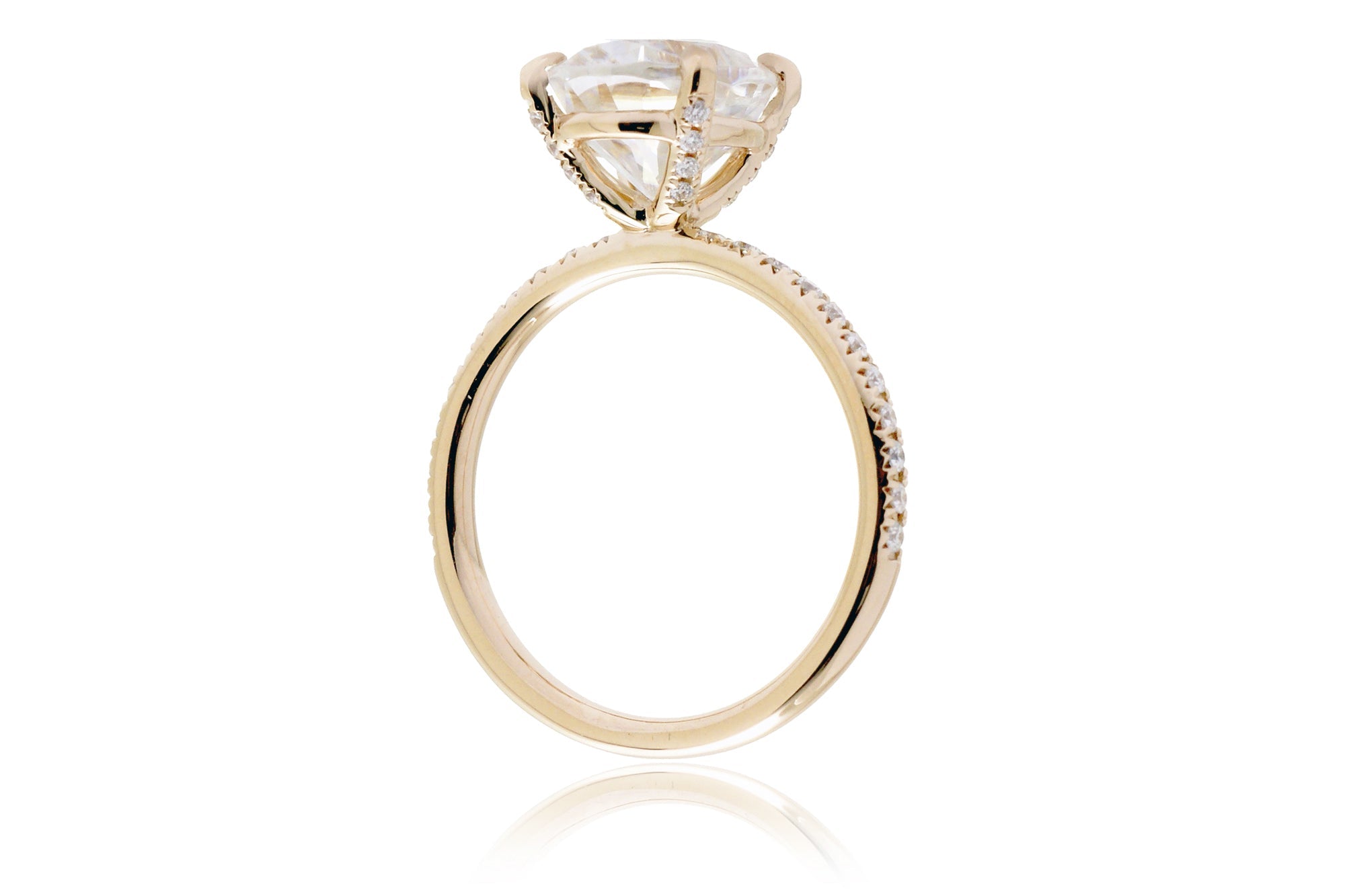 The Ava Radiant Diamond Ring (Lab-Grown)
