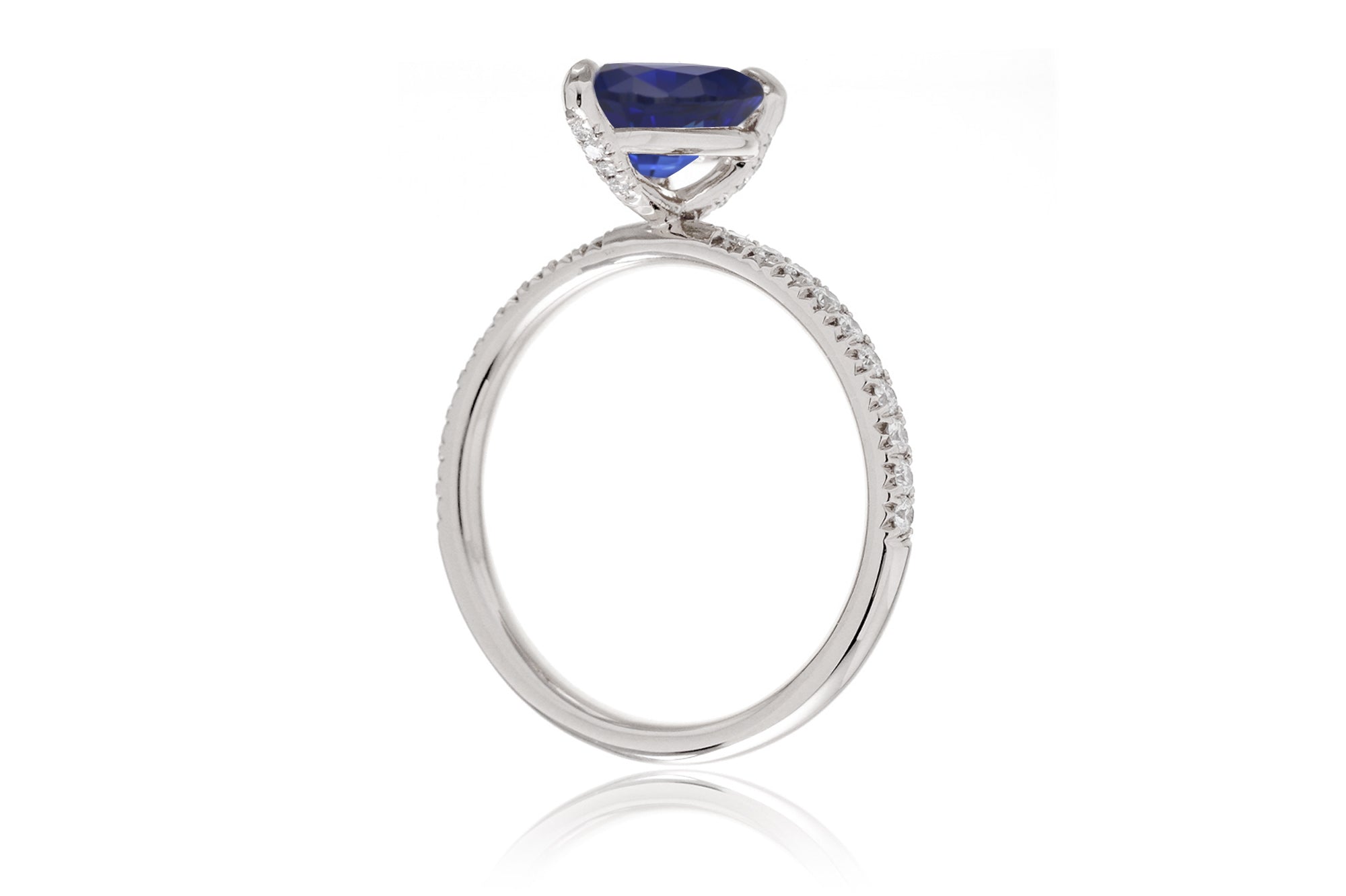The Ava Pear Sapphire Ring (Lab-Grown)