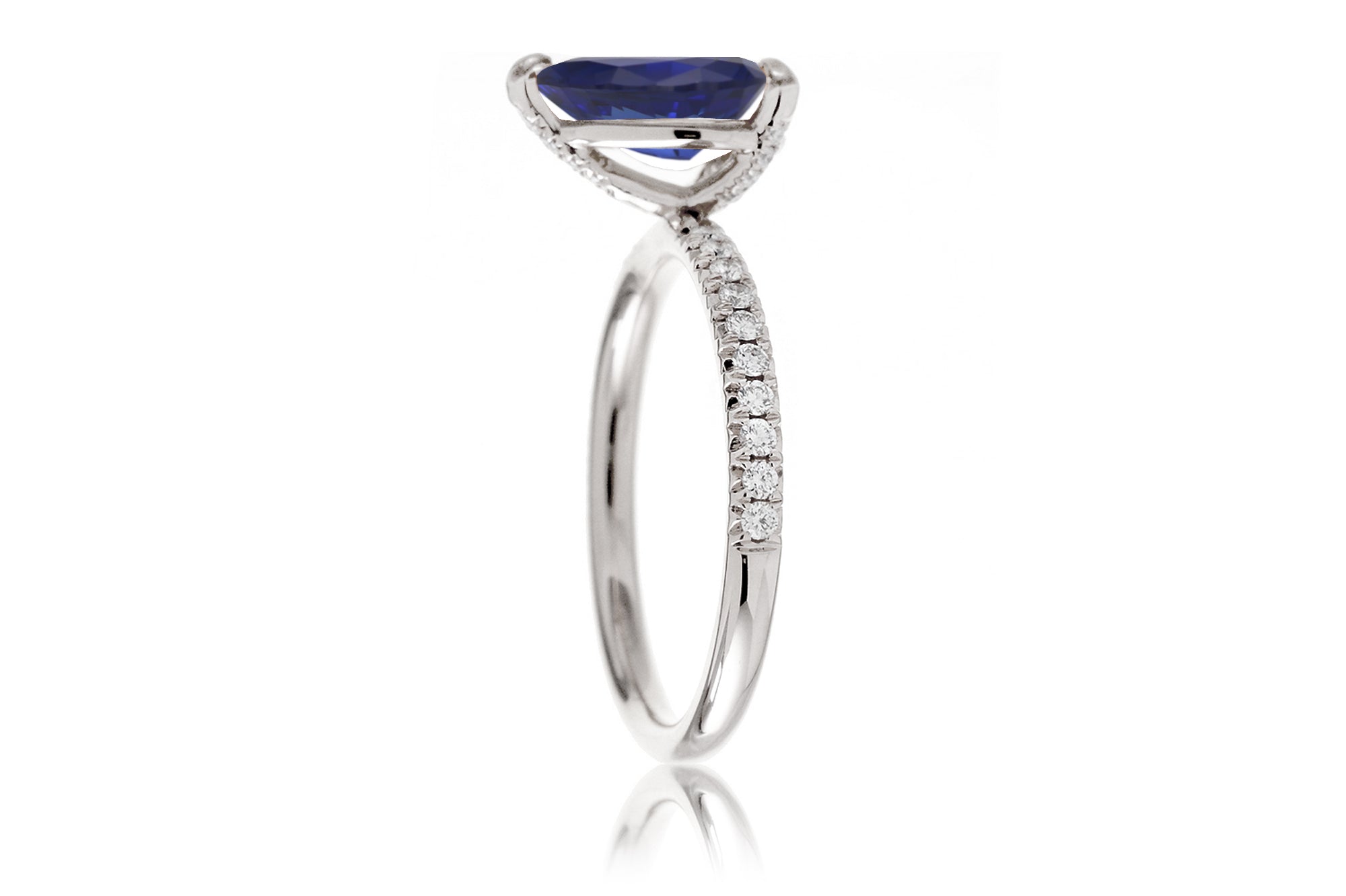 The Ava Pear Sapphire Ring (Lab-Grown)