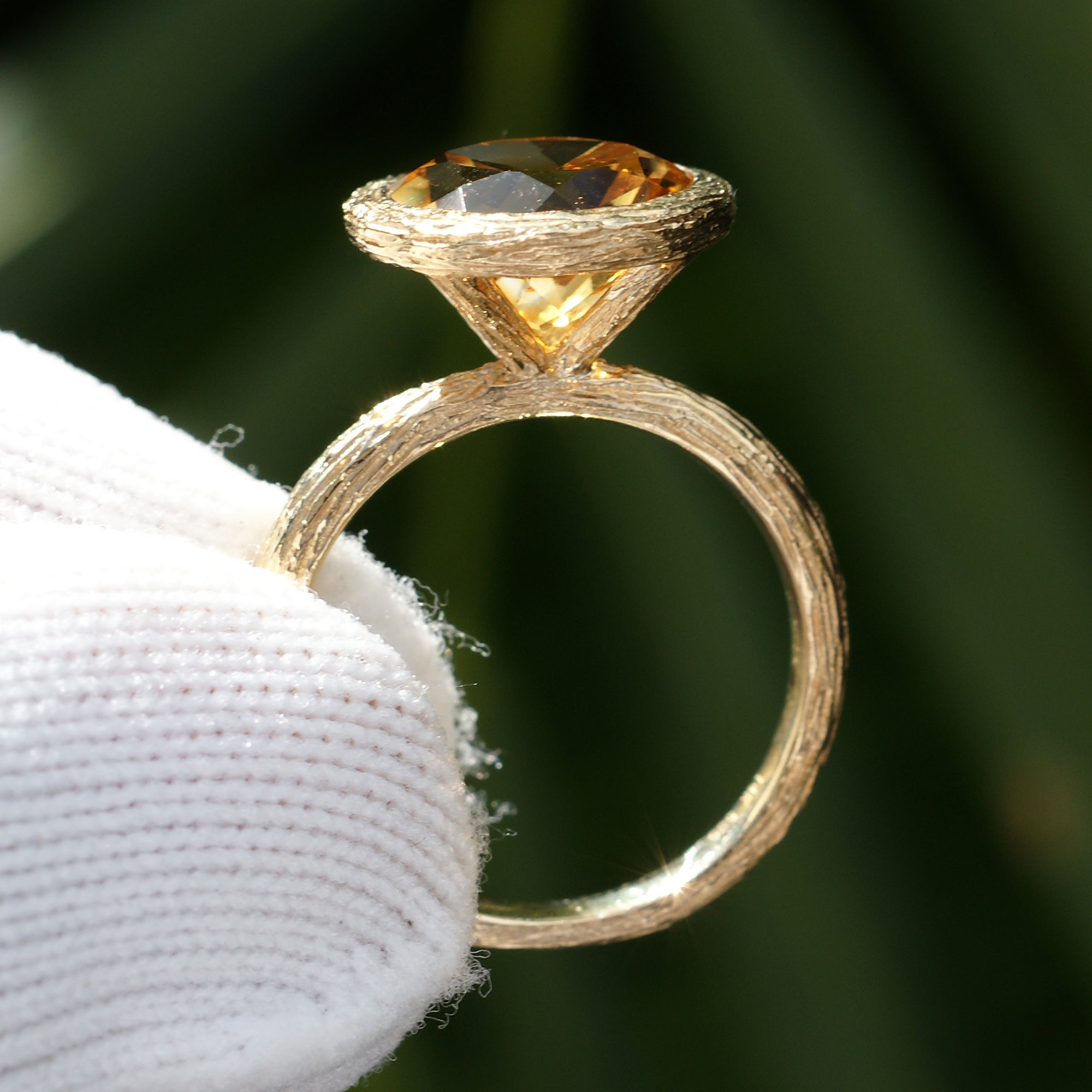 The Twig Round Citrine Ring (10mm)