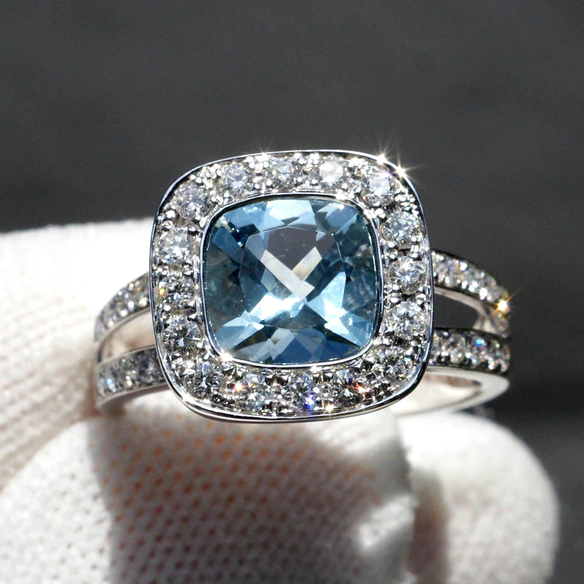 The Effie Cushion Aquamarine Ring 18k White Gold (2.32ct. tw.)