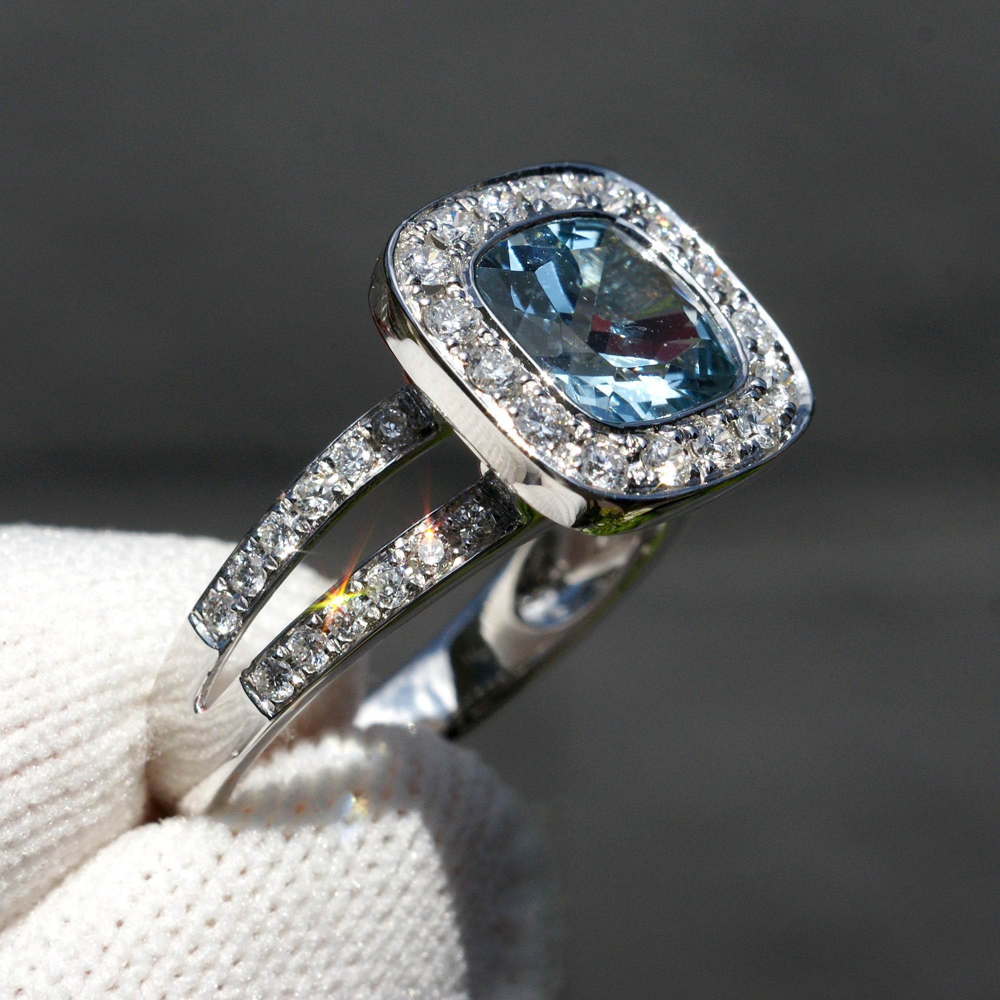 The Effie Cushion Aquamarine Ring 18k White Gold (2.32ct. tw.)