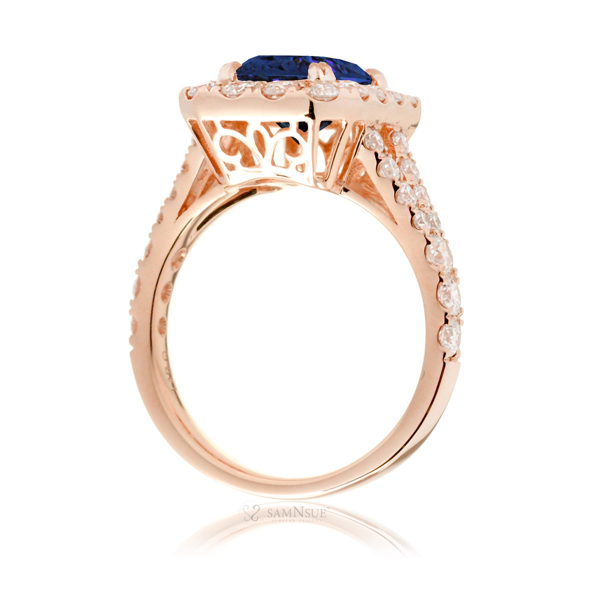 the-meghan-cushion-cut-blue-sapphire-engagement-ring-rose-gold