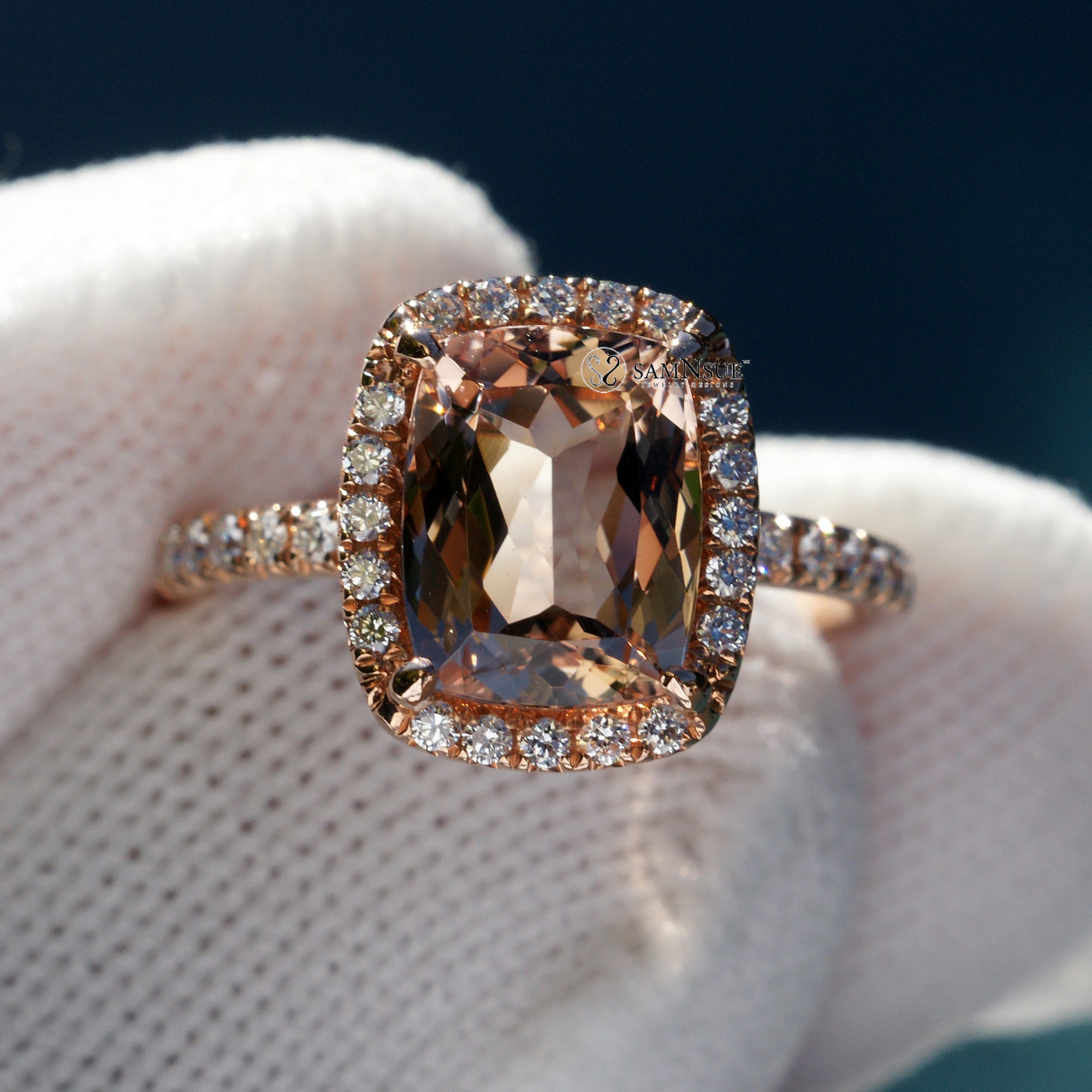 The Drenched Cushion Cut Morganite Ring (9x7mm)