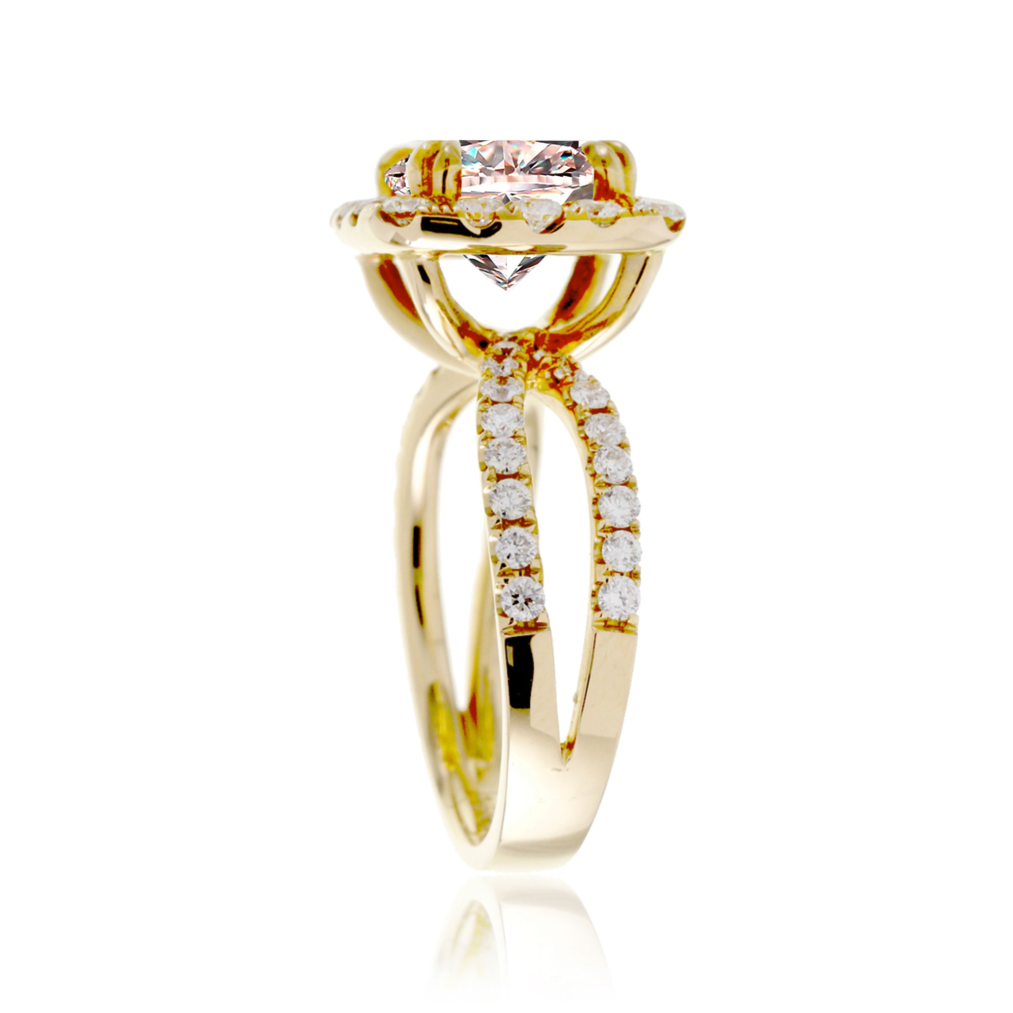 The Bonnie Cushion Morganite Ring