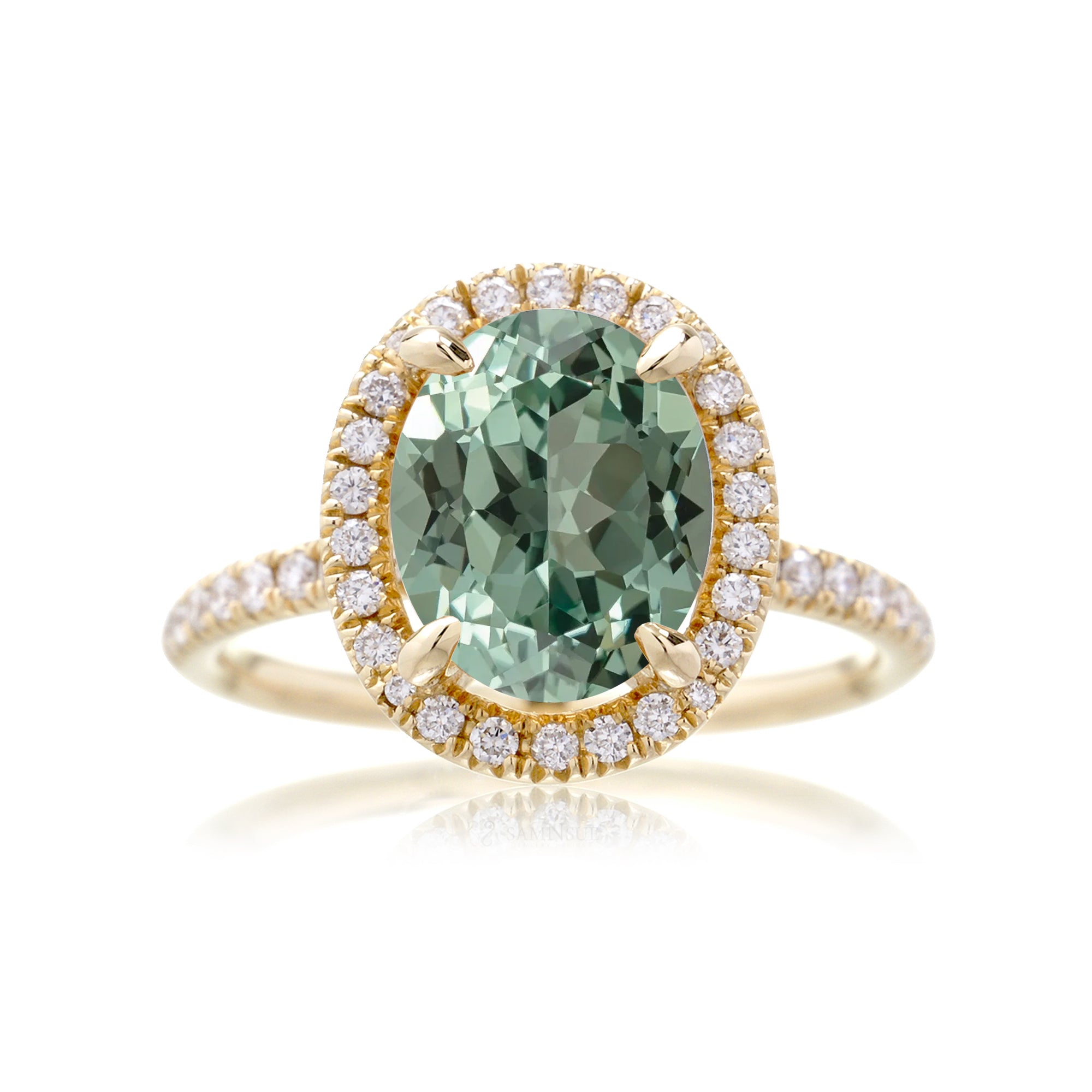 The Drenched Oval Green Sapphire (Lab-Grown)