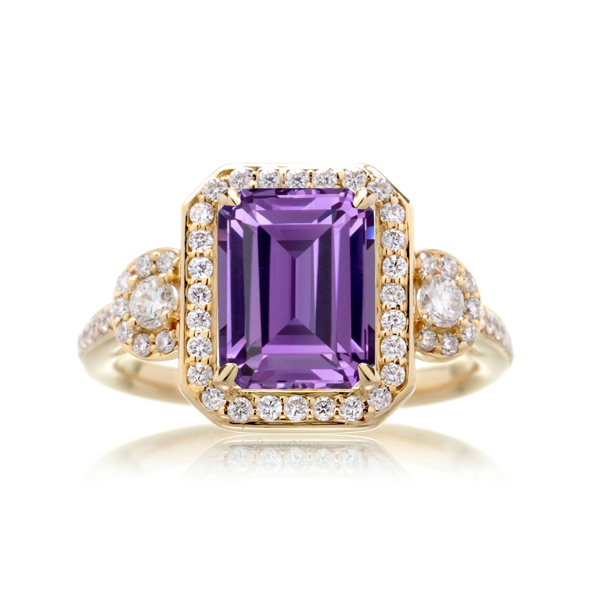 Elegant Purple Engagement Ring – Emerald Cut with Diamonds