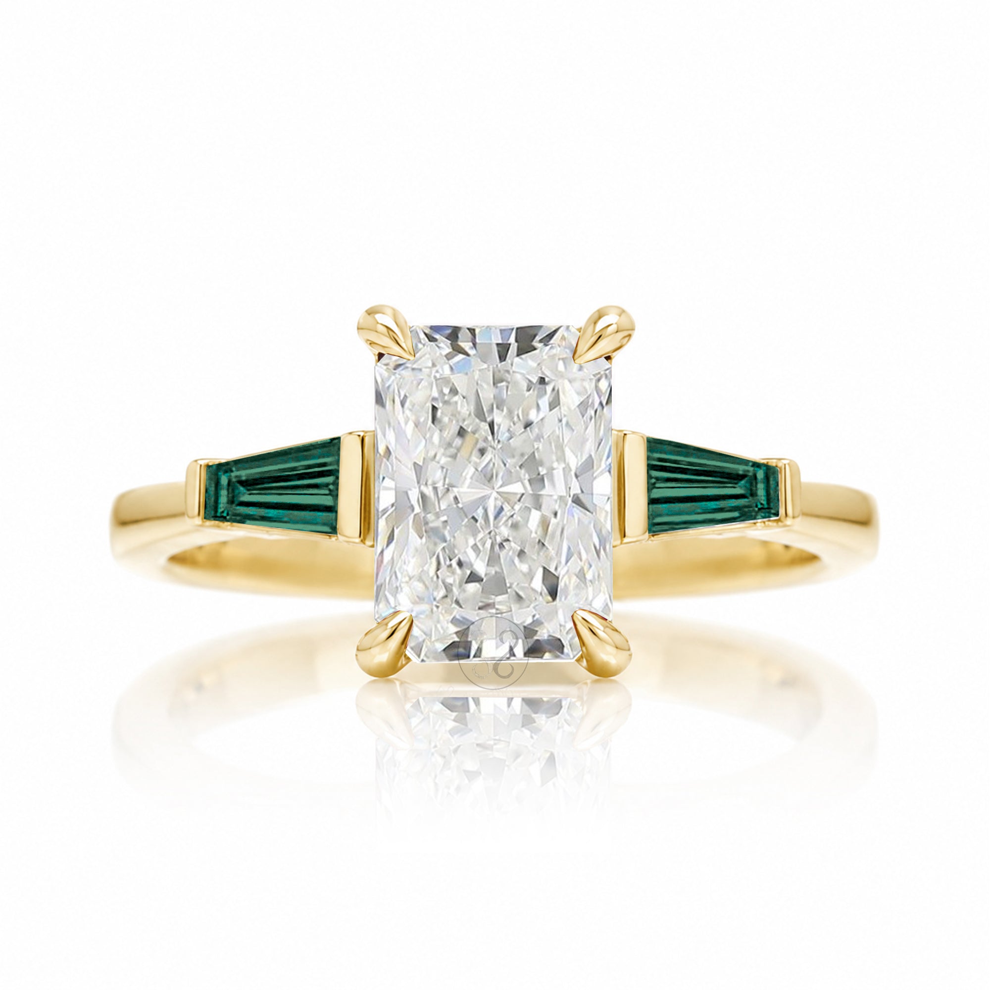 The Alice Radiant Cut Diamond Ring (Lab Grown)