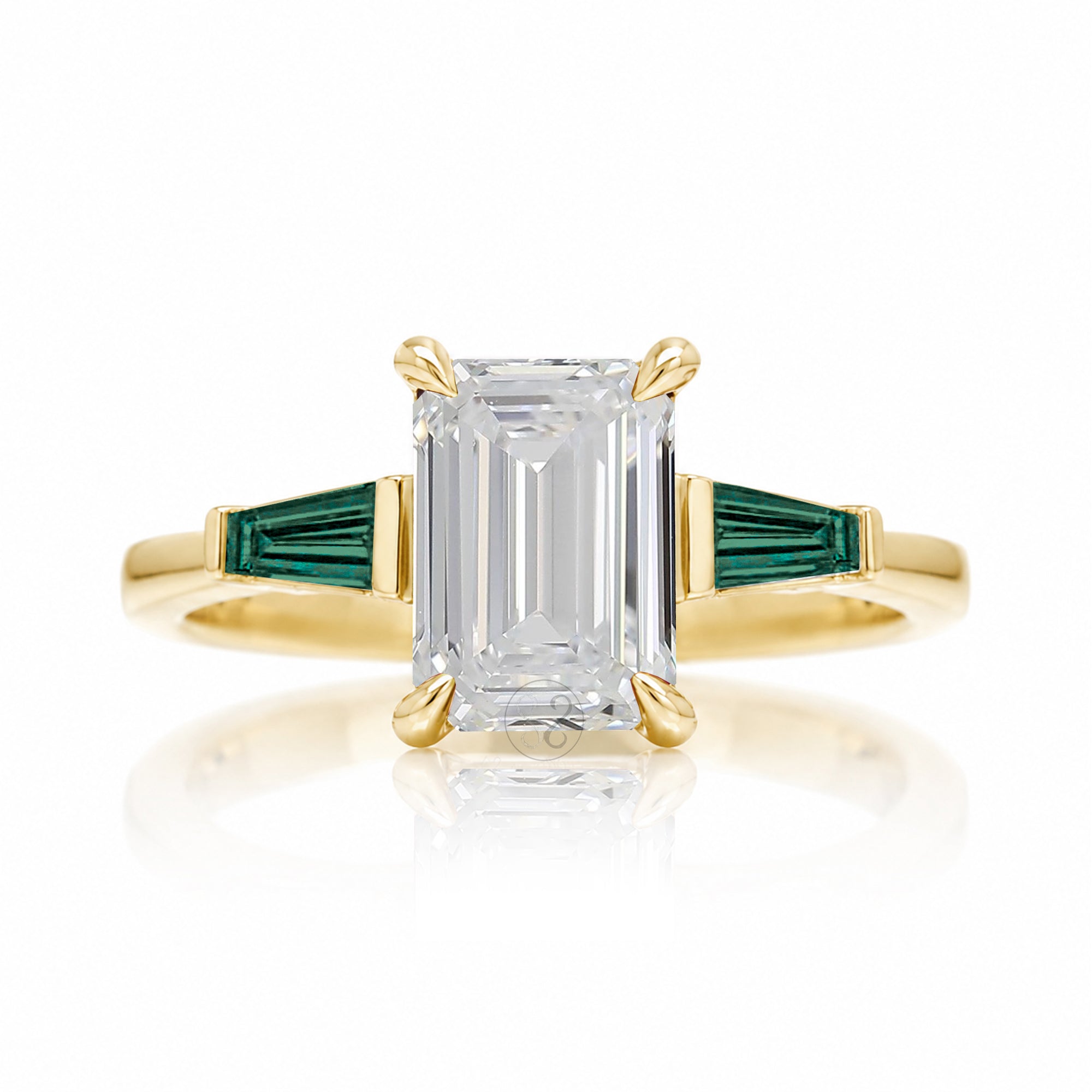 The Alice Emerald Cut Diamond Ring (Lab Grown)
