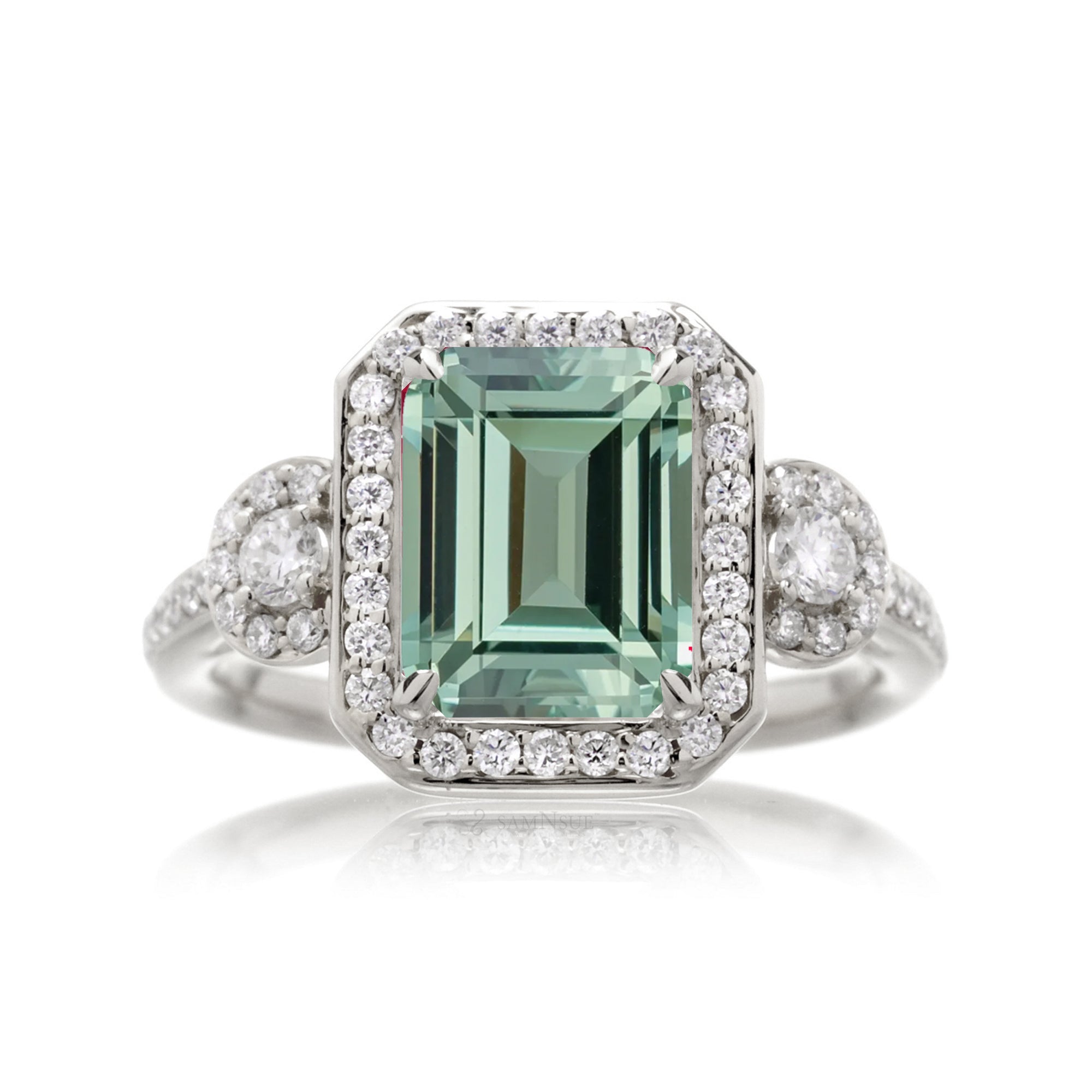 Elegant Green Sapphire Ring – Diamond Halo and Raised Setting