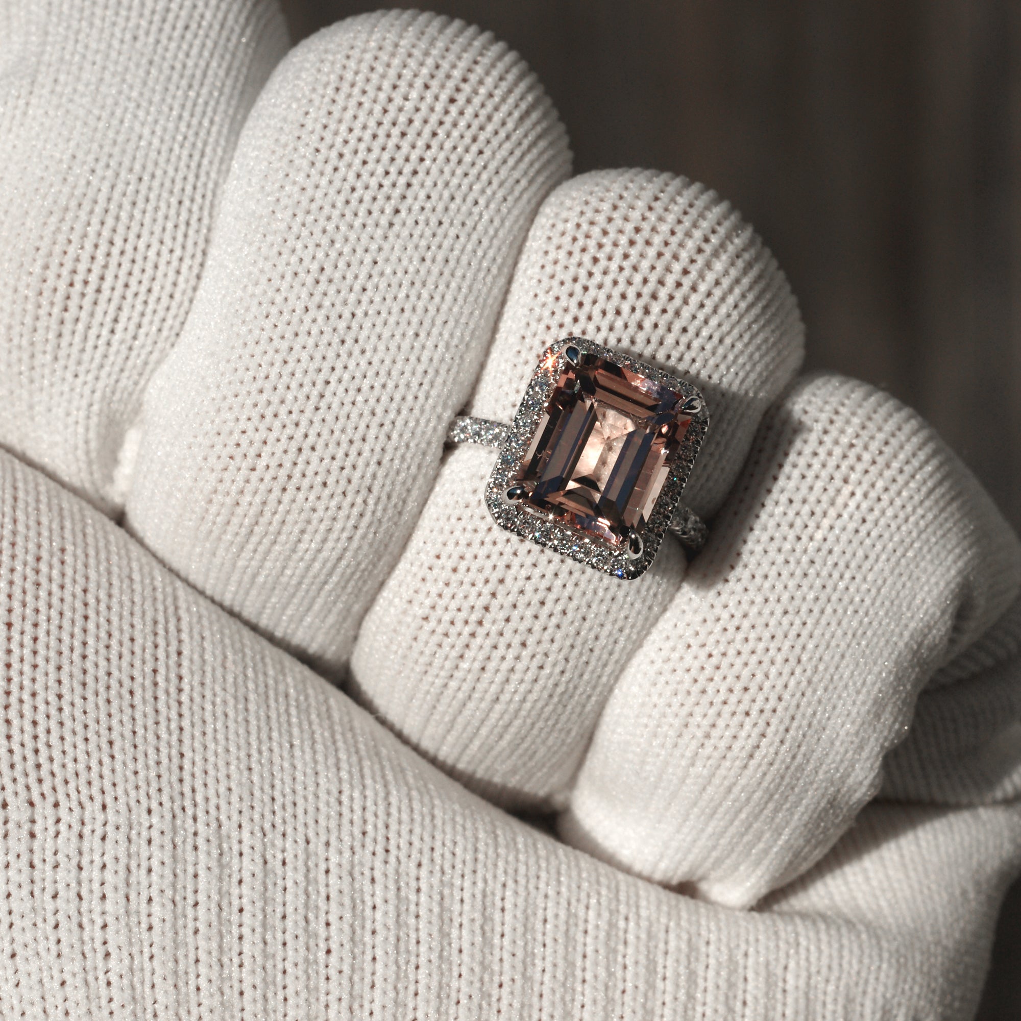 The Drenched Emerald Morganite 11x9mm 18k White Gold