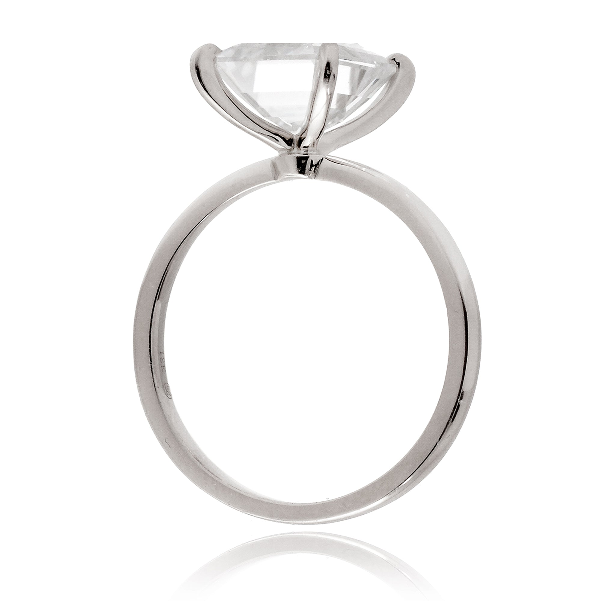 The Adeline Cushion Diamond Ring (Lab-Grown)