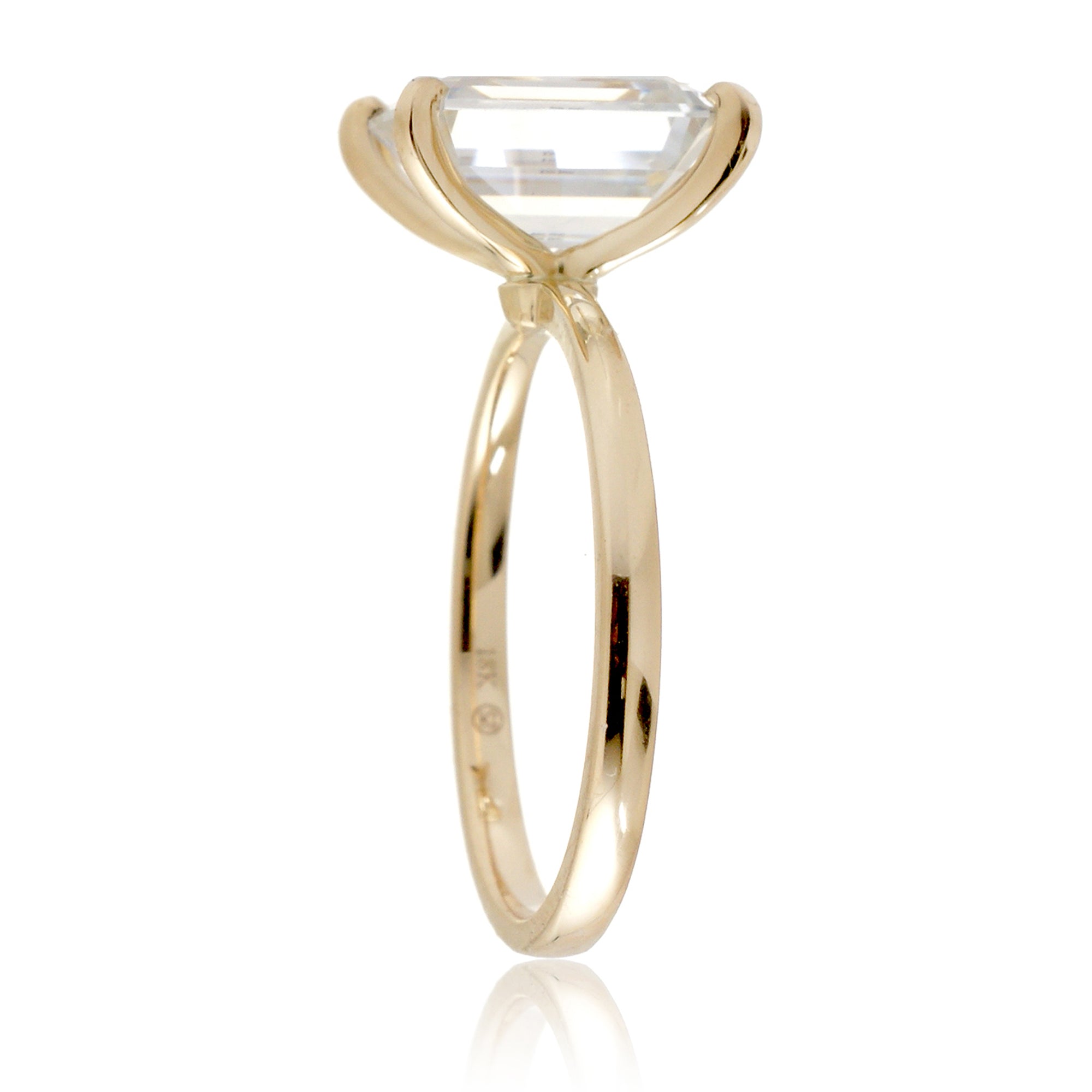 The Adeline Cushion Diamond Ring (Lab-Grown)