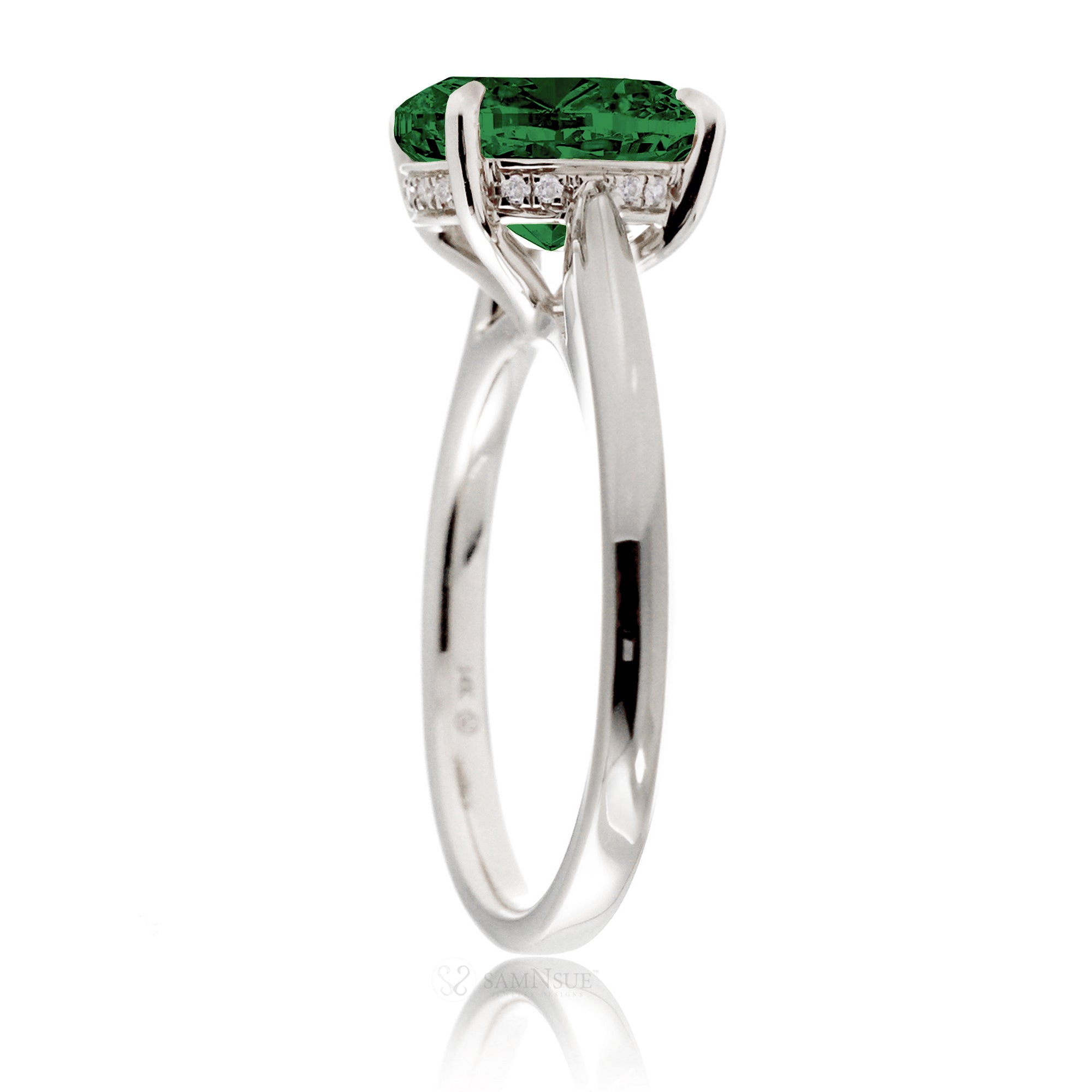 The Emily Cushion Emerald Ring (Lab-Grown)