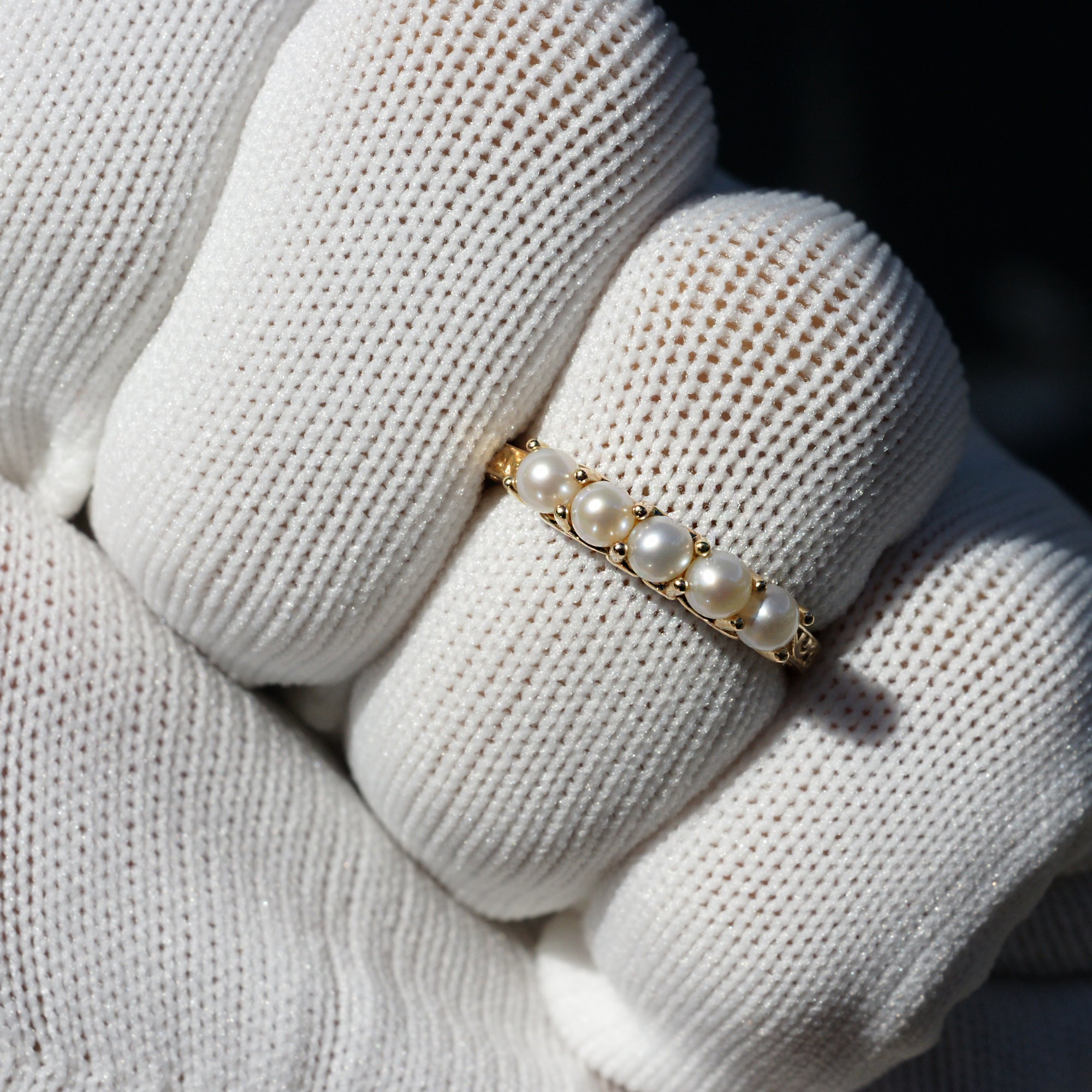 Five pearl wedding anniversary promise ring yellow gold band