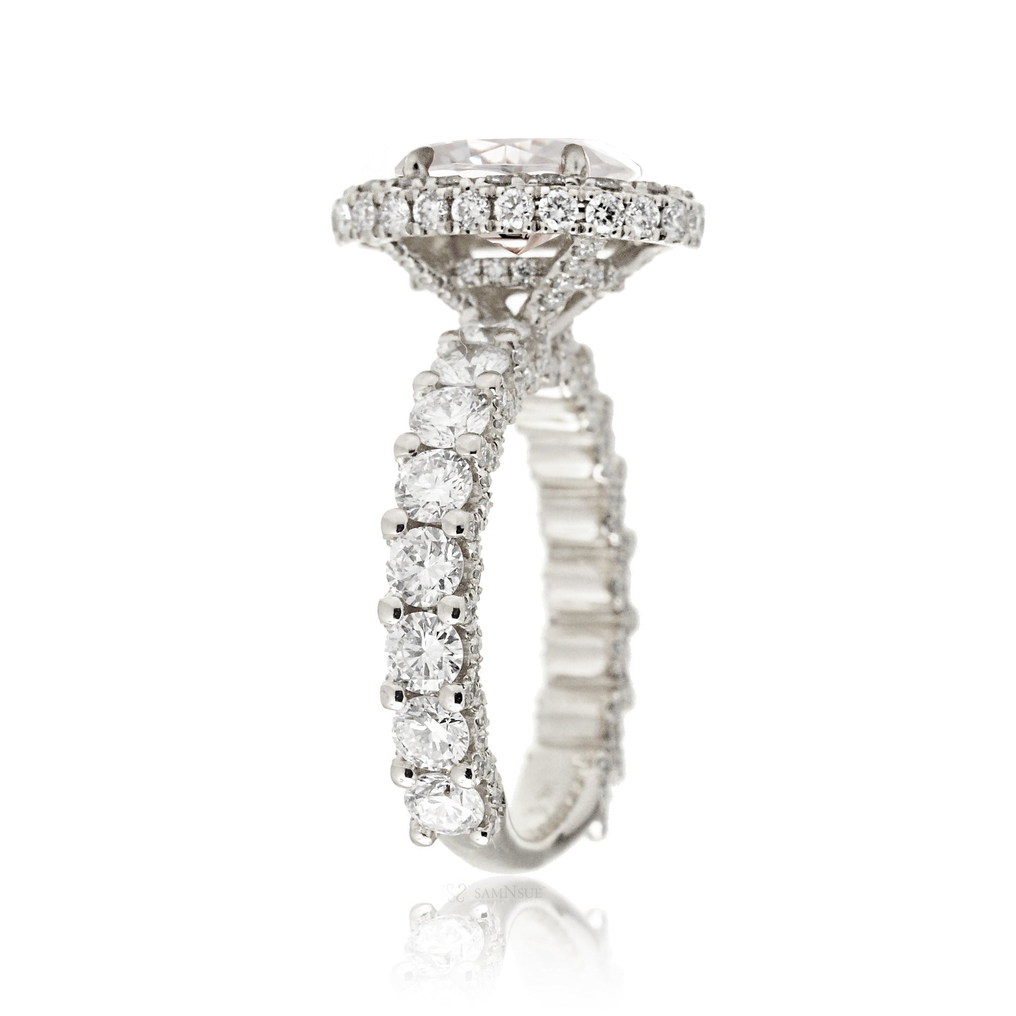 The Florence Oval Morganite Ring