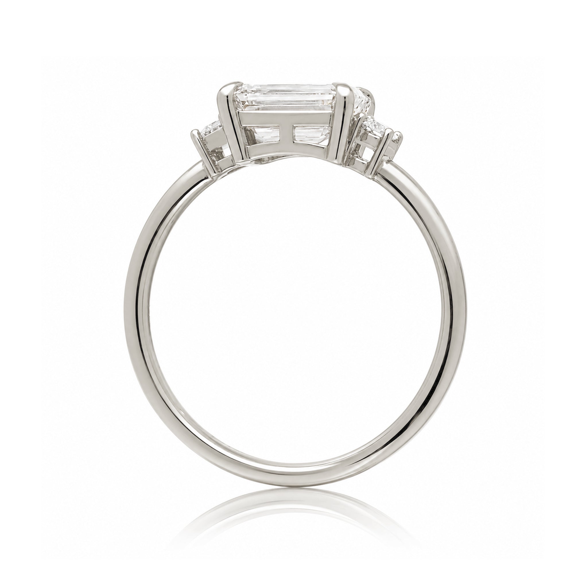 The Lena Radiant Cut Diamond Ring (Lab-Grown)