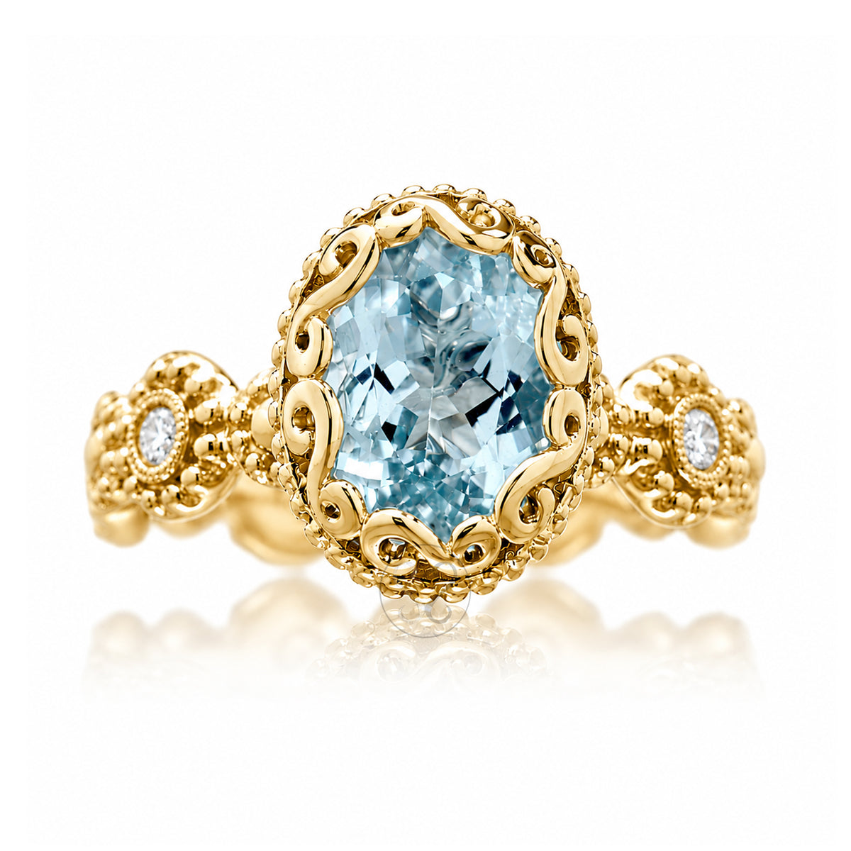 The Nilda Oval Aquamarine Ring