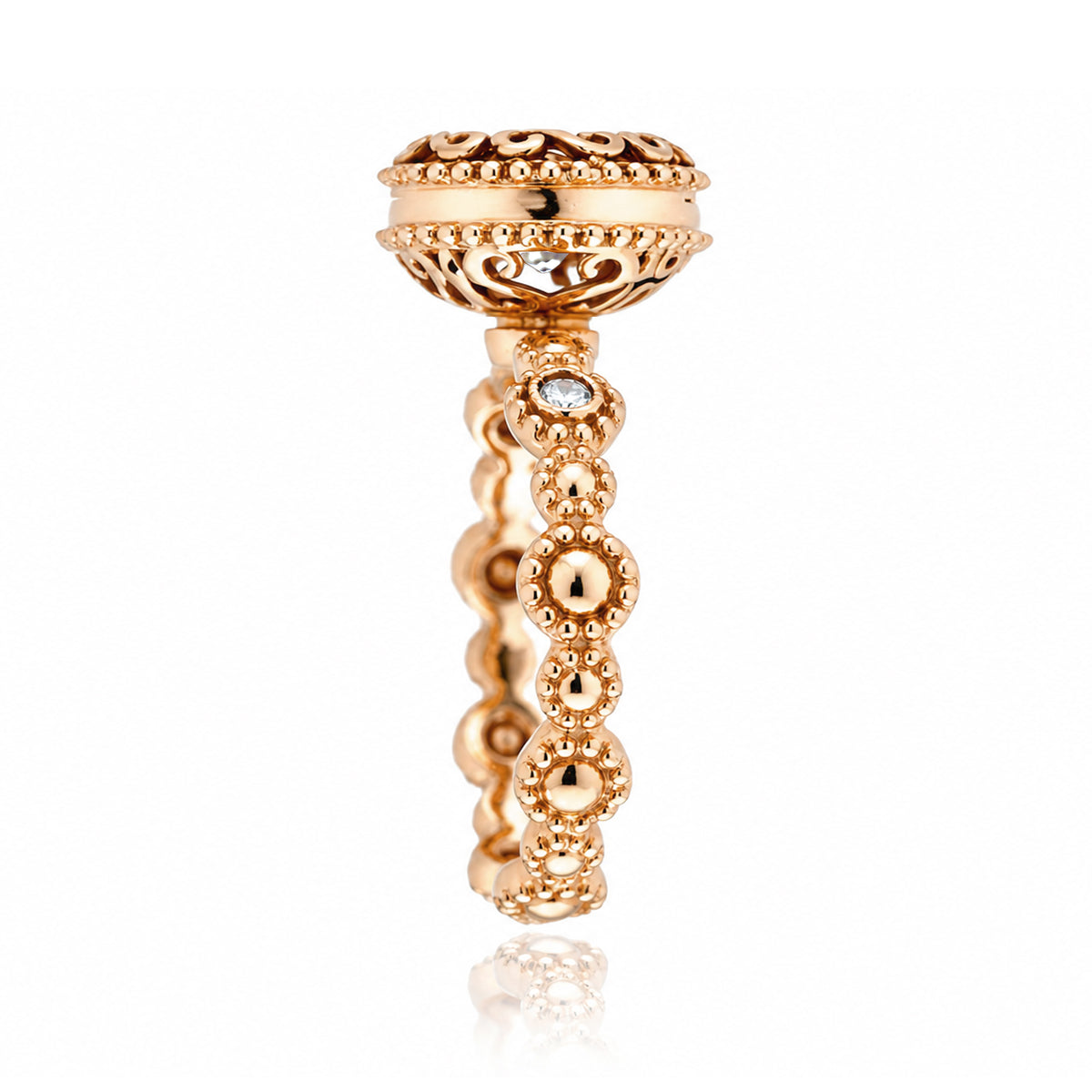 The Nilda Oval Diamond Ring