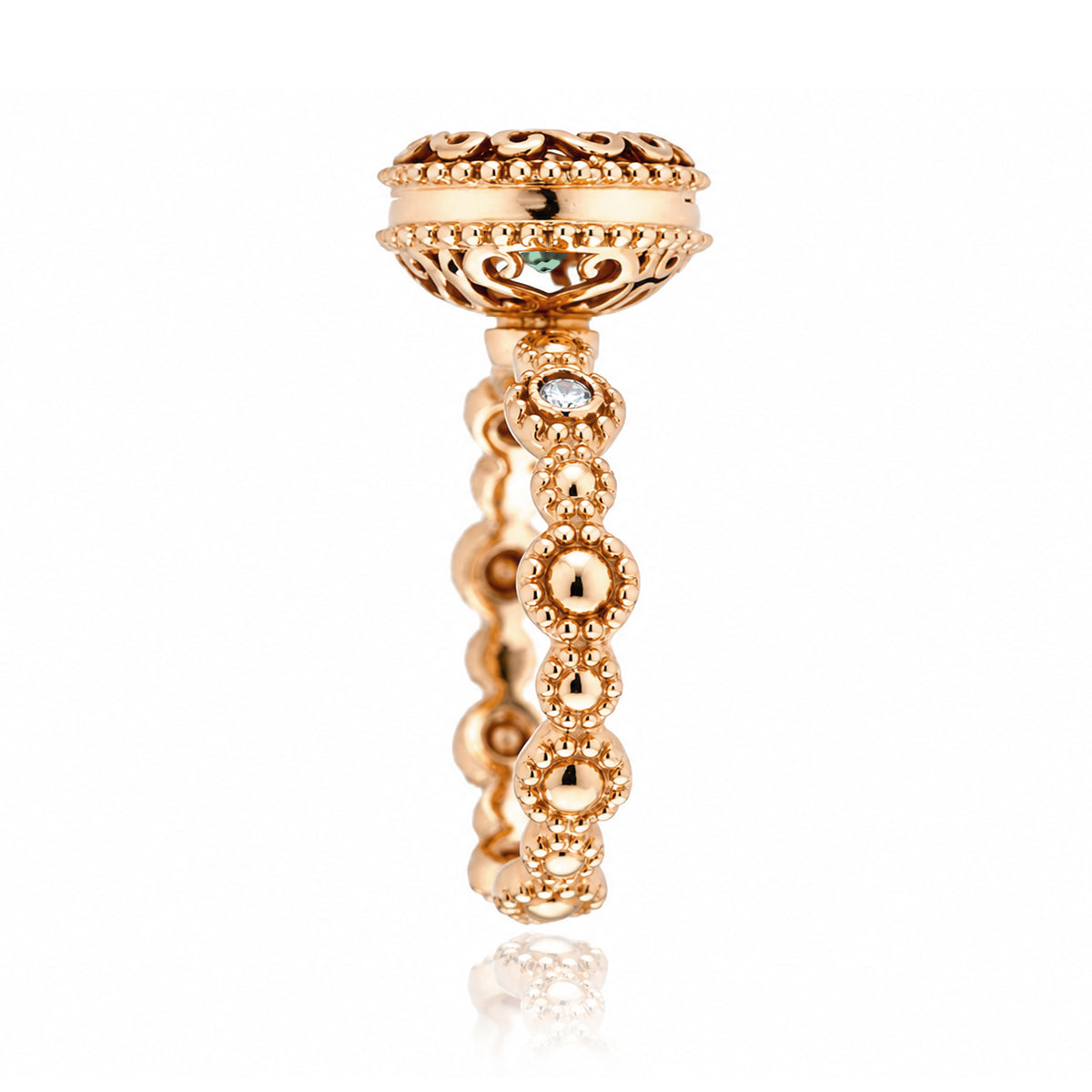 The Nilda Oval Green Sapphire Ring