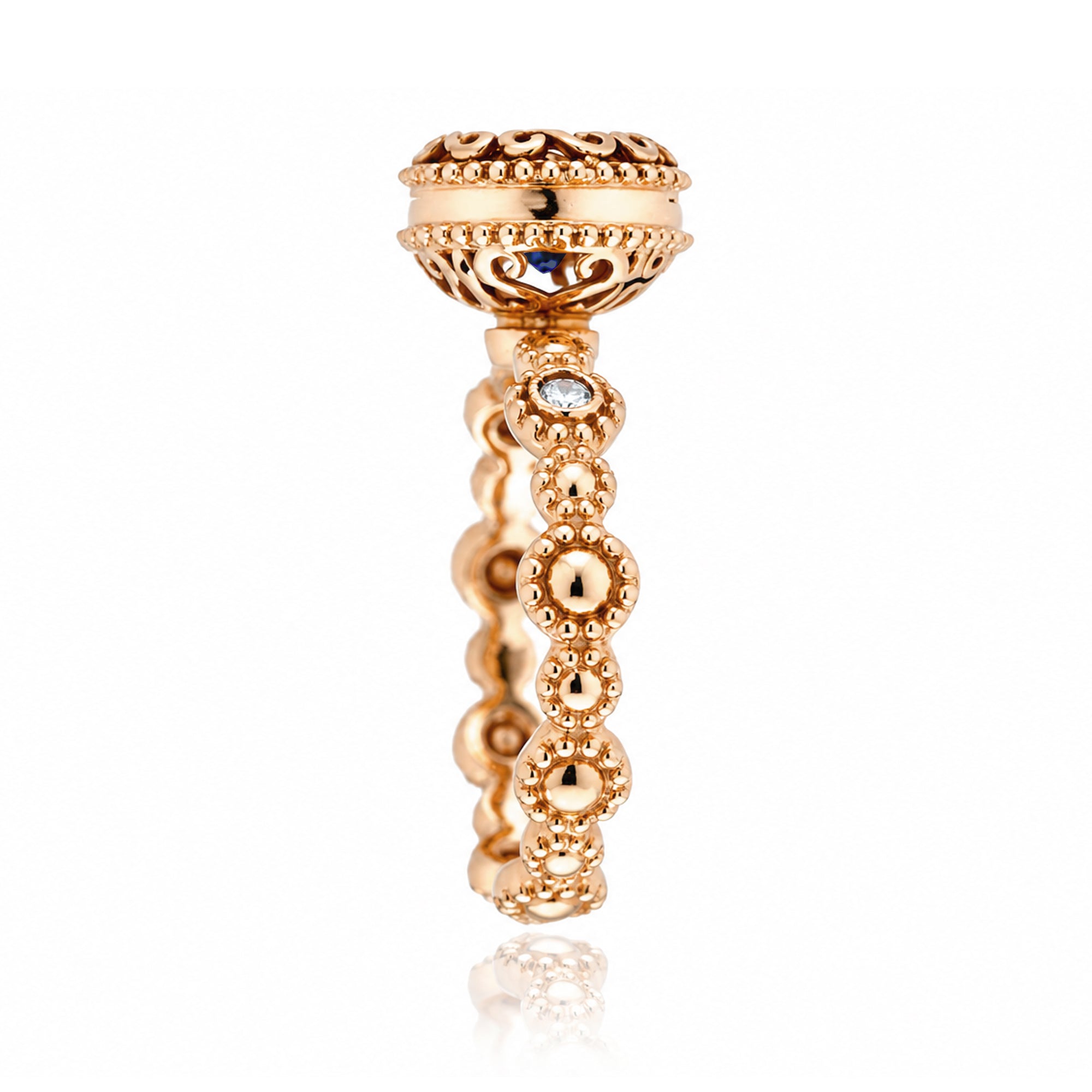The Nilda Round Blue Sapphire Ring