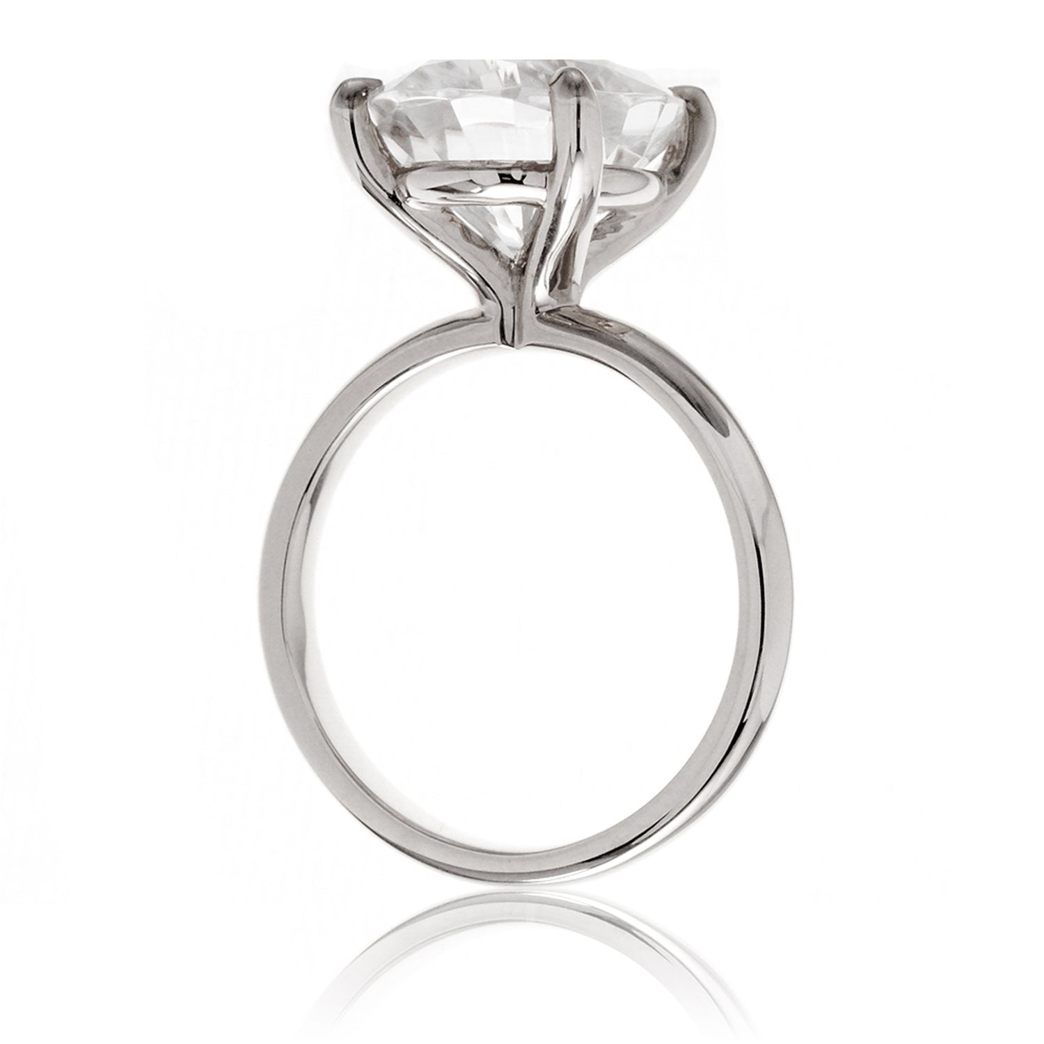 The Kim Round Moissanite