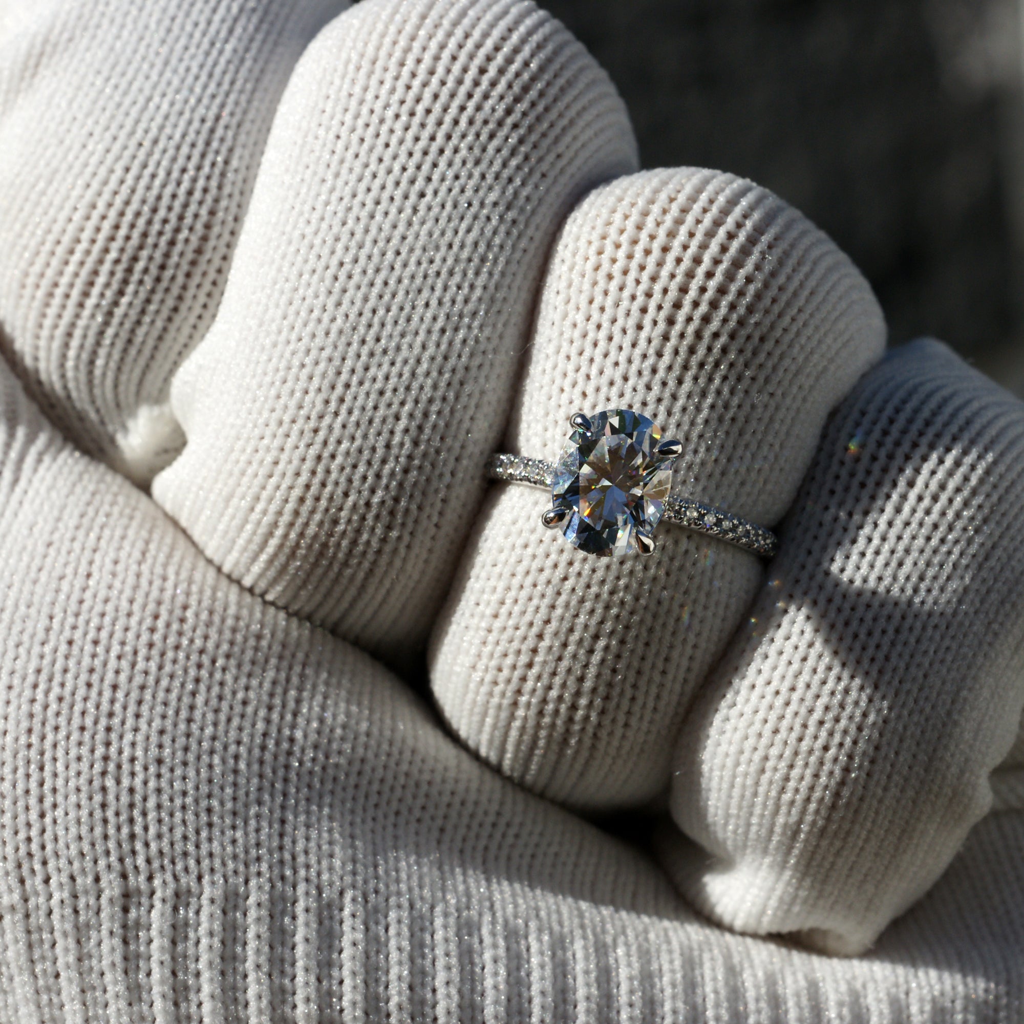 The Ava Oval Moissanite 9x7mm 18k White Gold (1.8mm Band)