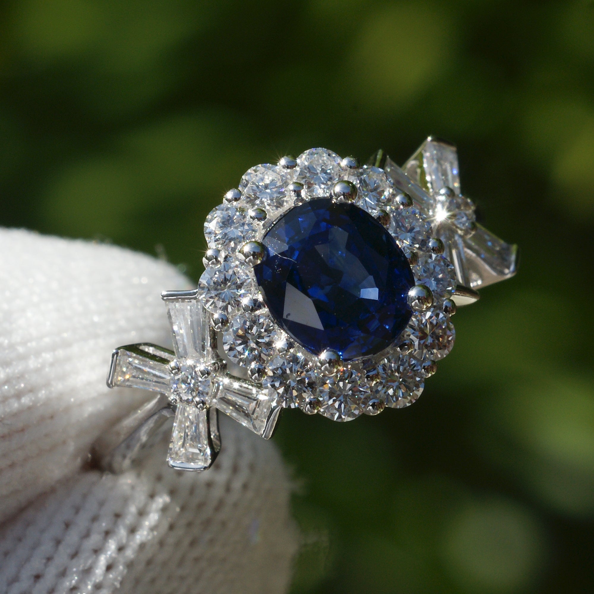 The Julie Oval Sapphire Ring (2.53ct. tw.)