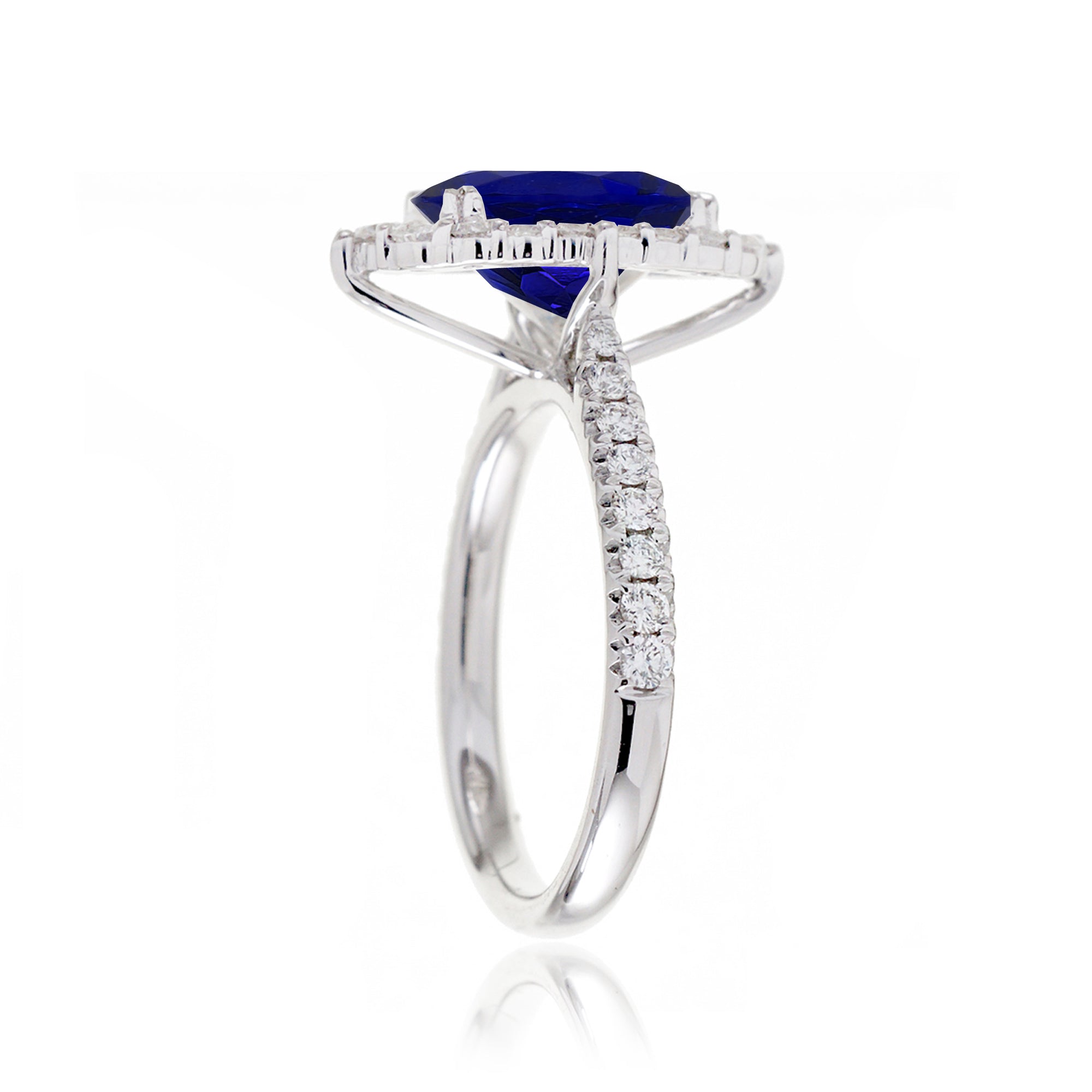 The Haley Oval Lab-Grown Sapphire Ring