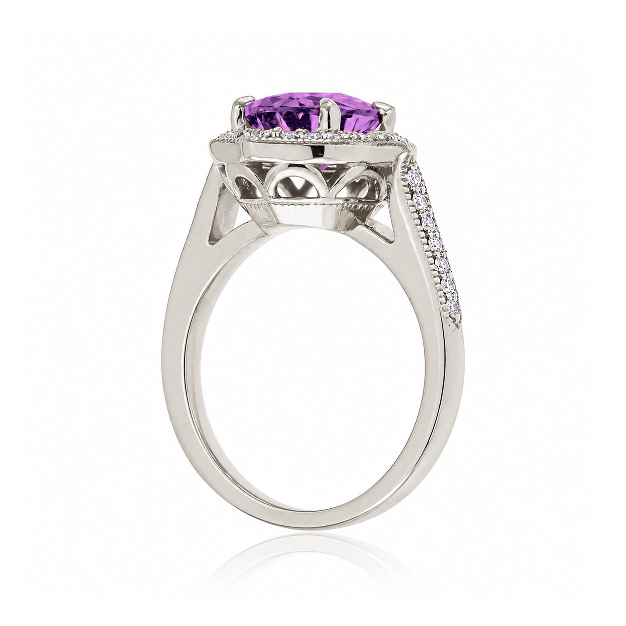 Elegant Oval Amethyst and Diamond Ring in White Gold