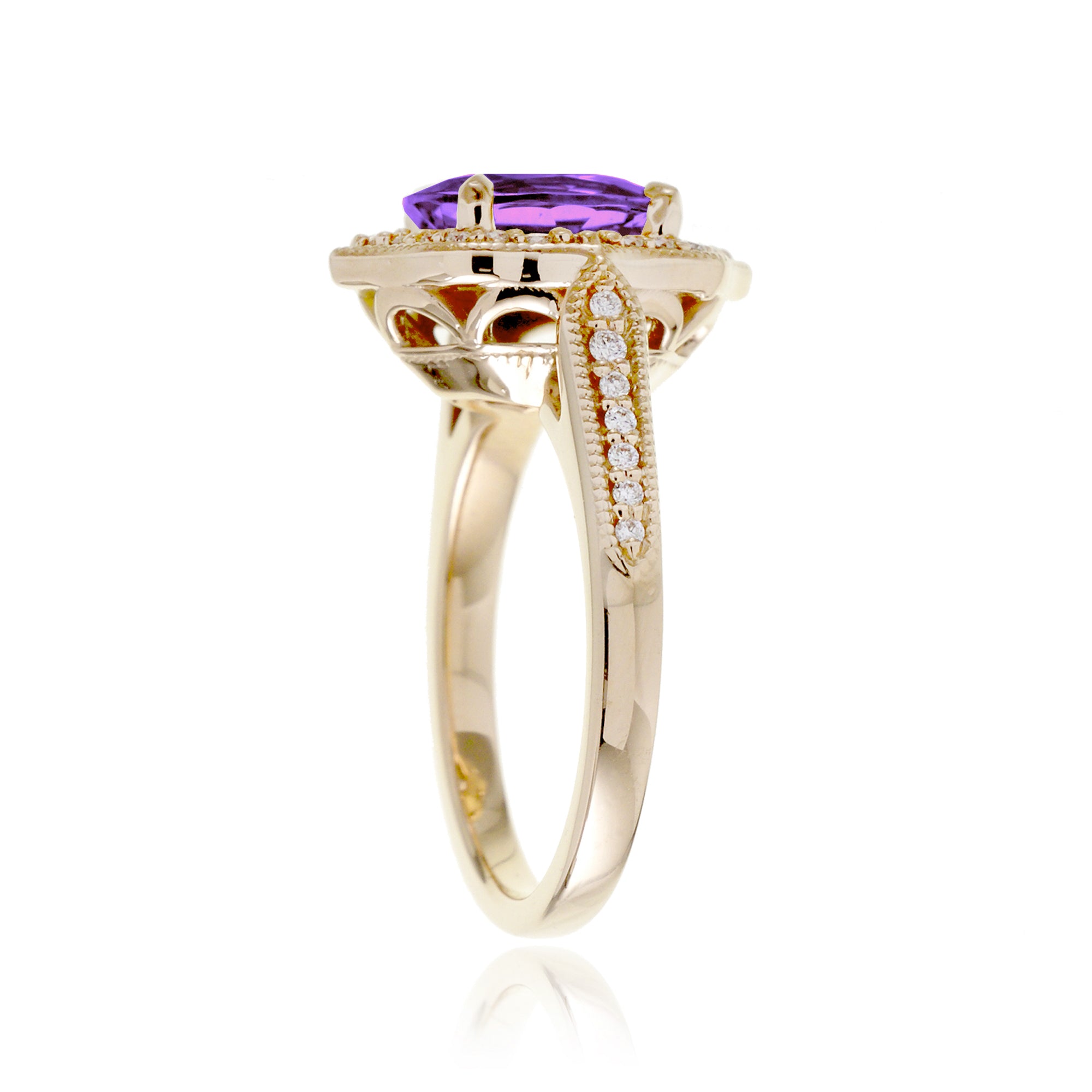 Vintage Oval Amethyst and Diamond Halo Ring in Yellow Gold