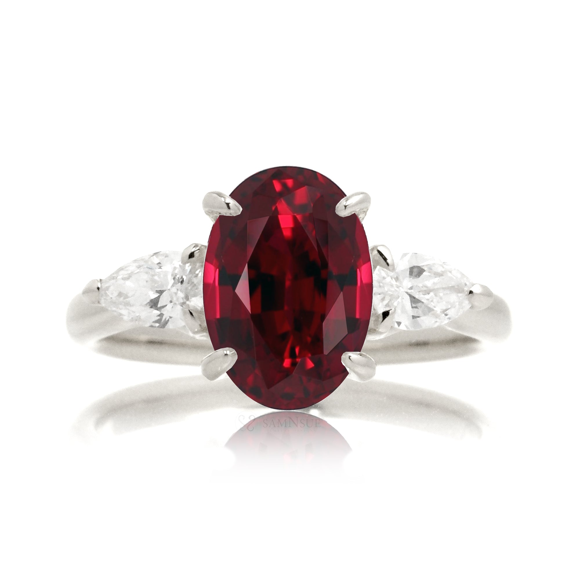 The Iris Oval Cut Ruby Ring (Lab-Grown)