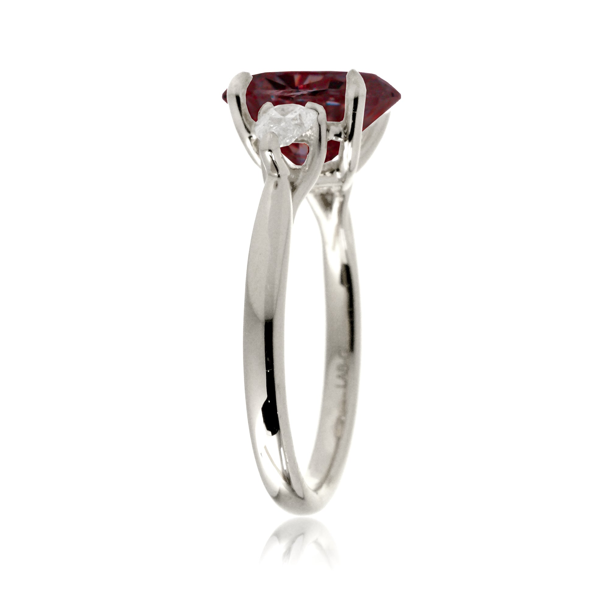 The Iris Oval Cut Ruby Ring (Lab-Grown)