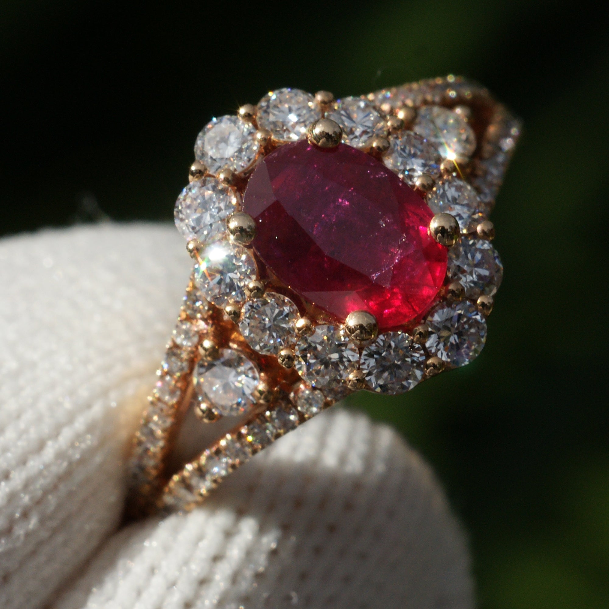 The Chelsea Oval Ruby Ring (2.05ct tw.)