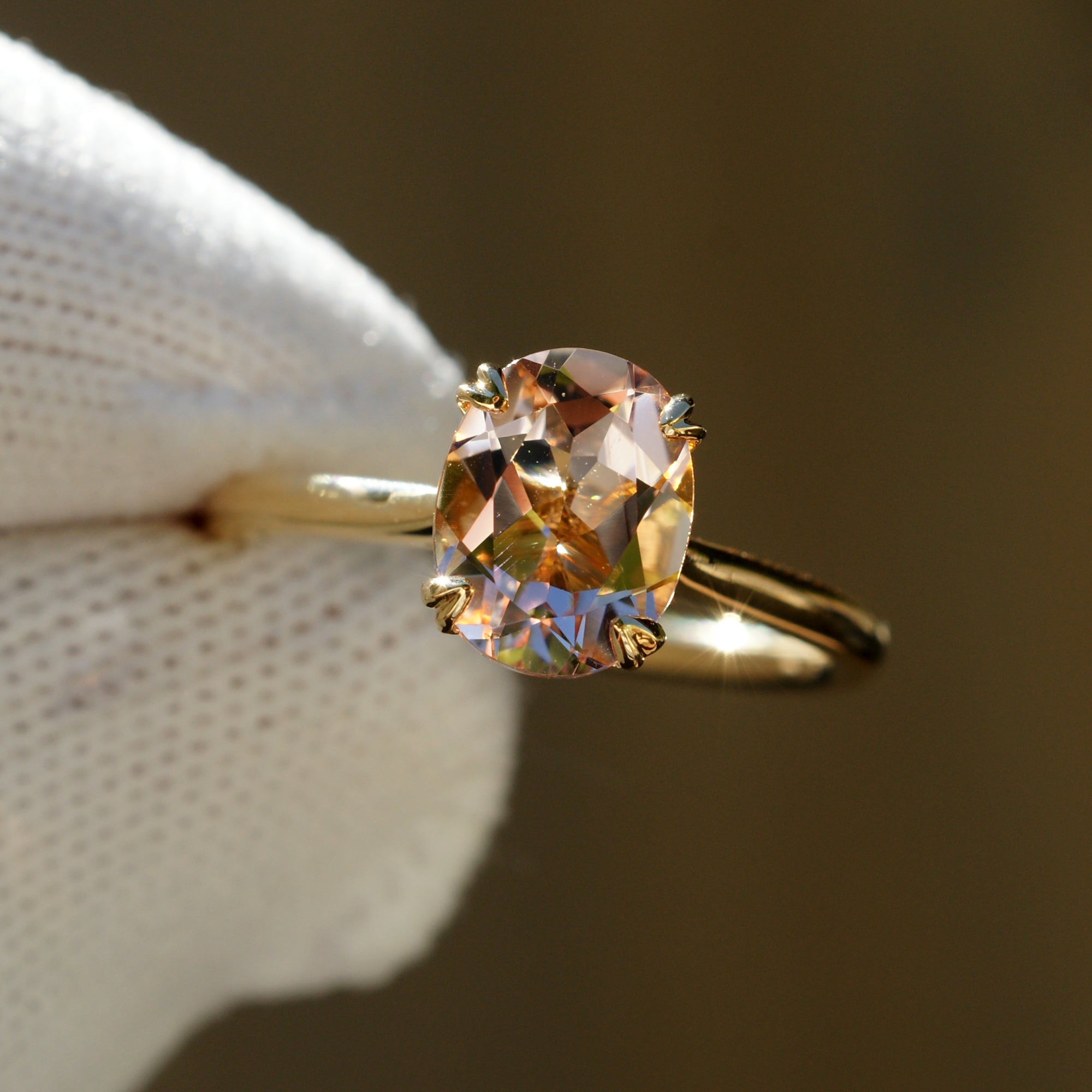 The Emily Oval Morganite Ring 9x7mm 18k Yellow Gold