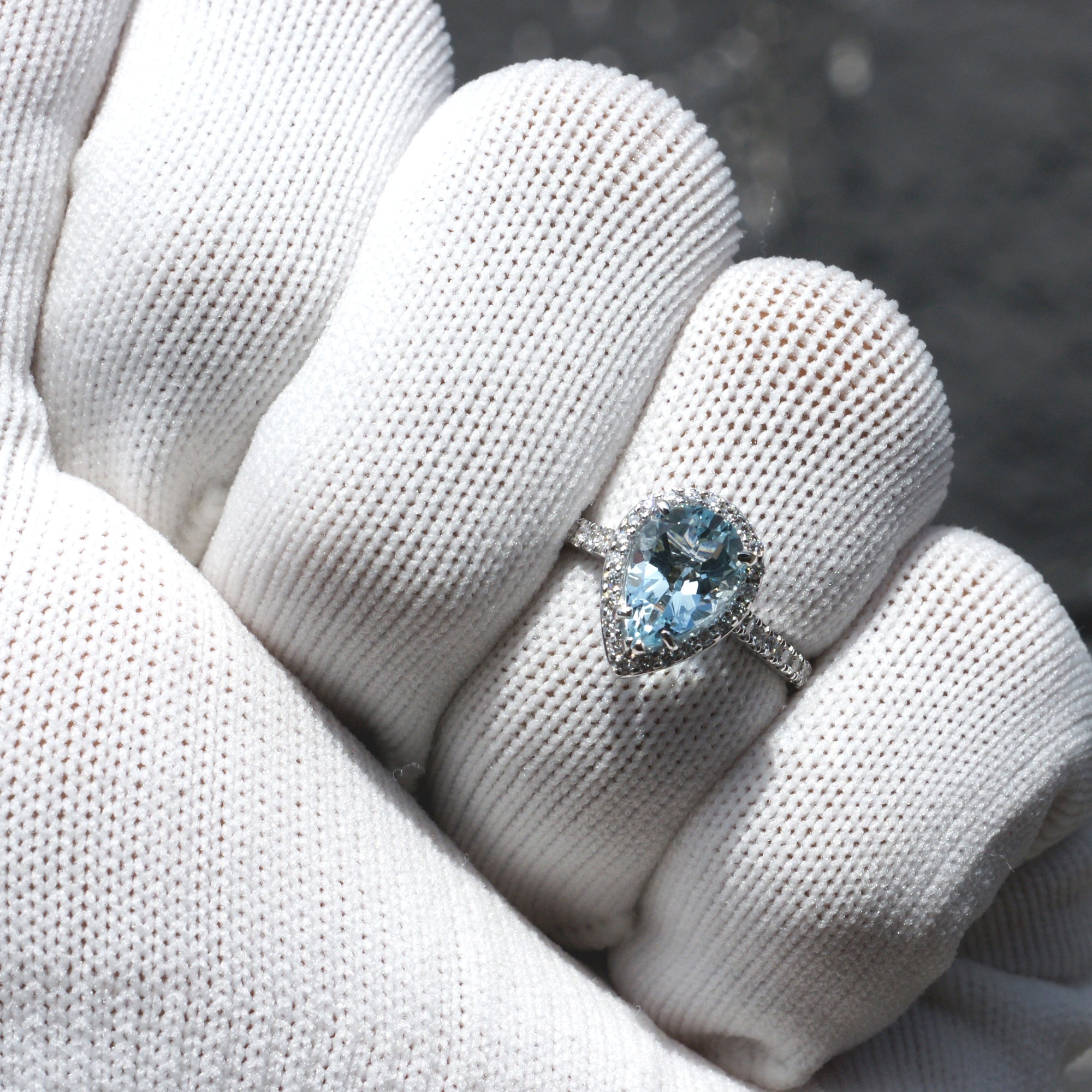 Pear aquamarine engagement ring in white gold - the Sunset ring