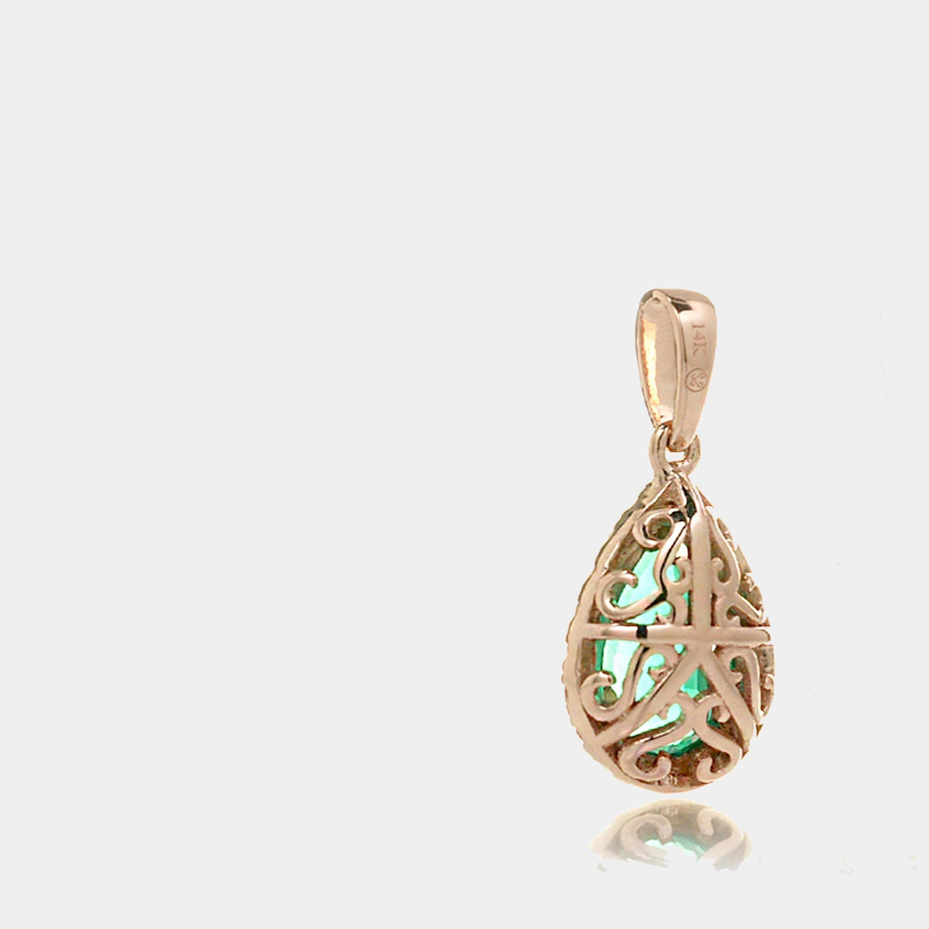 The Signature Pear Emerald Pendant (Lab-Grown)