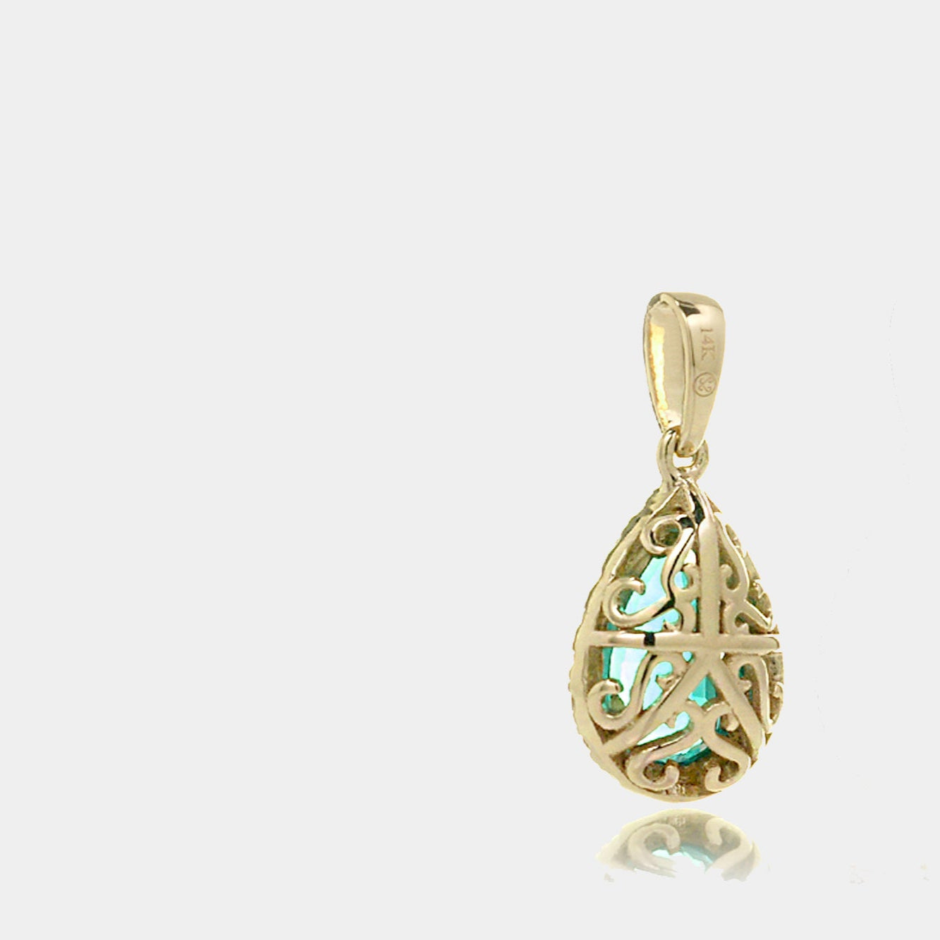 The Signature Pear Emerald Pendant (Lab-Grown)