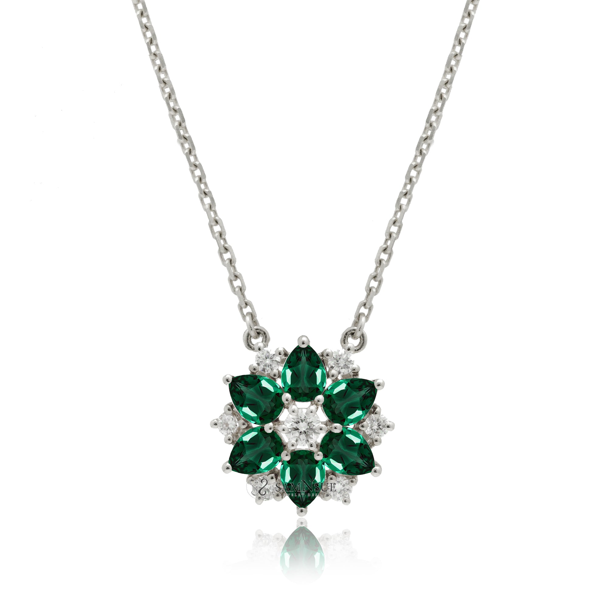The lotus emerald & diamond star necklace with cable chain in white gold