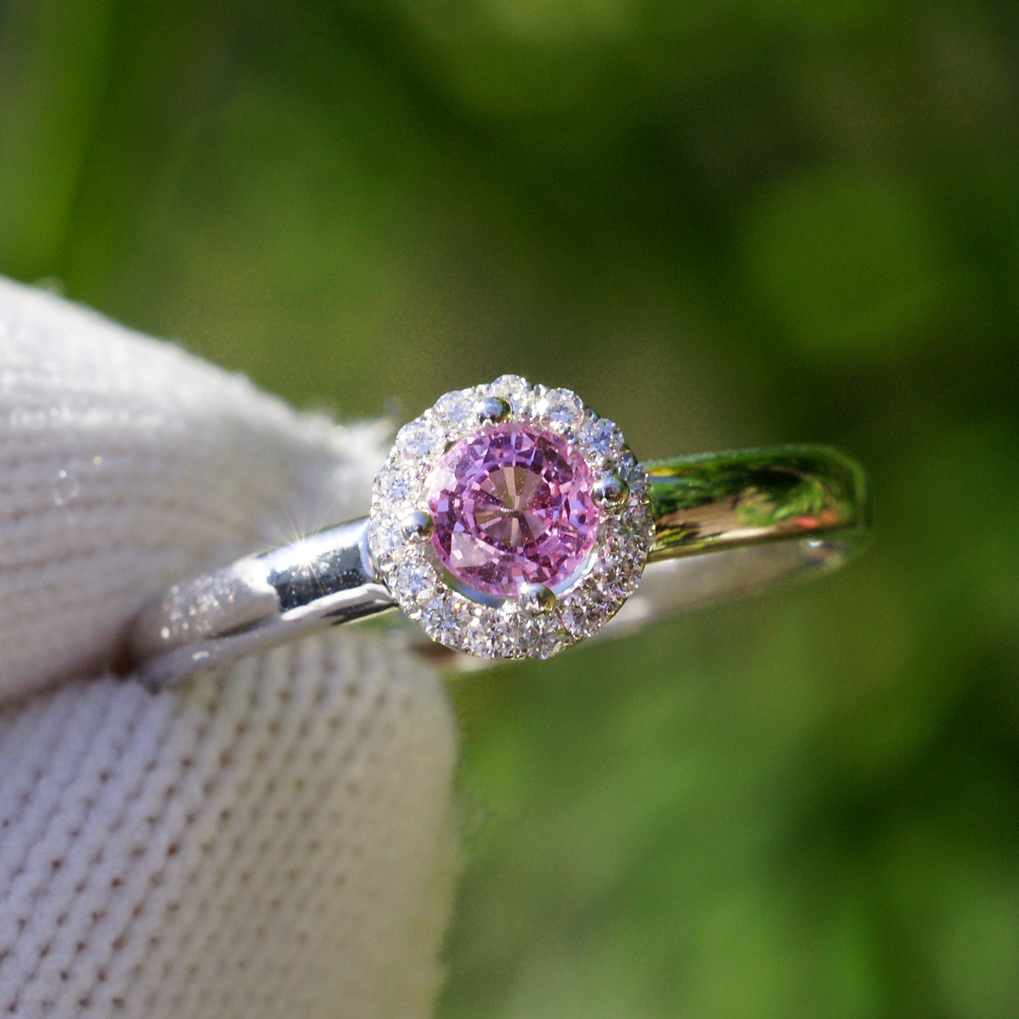 The Lanelle Round Pink Sapphire Ring (4mm)