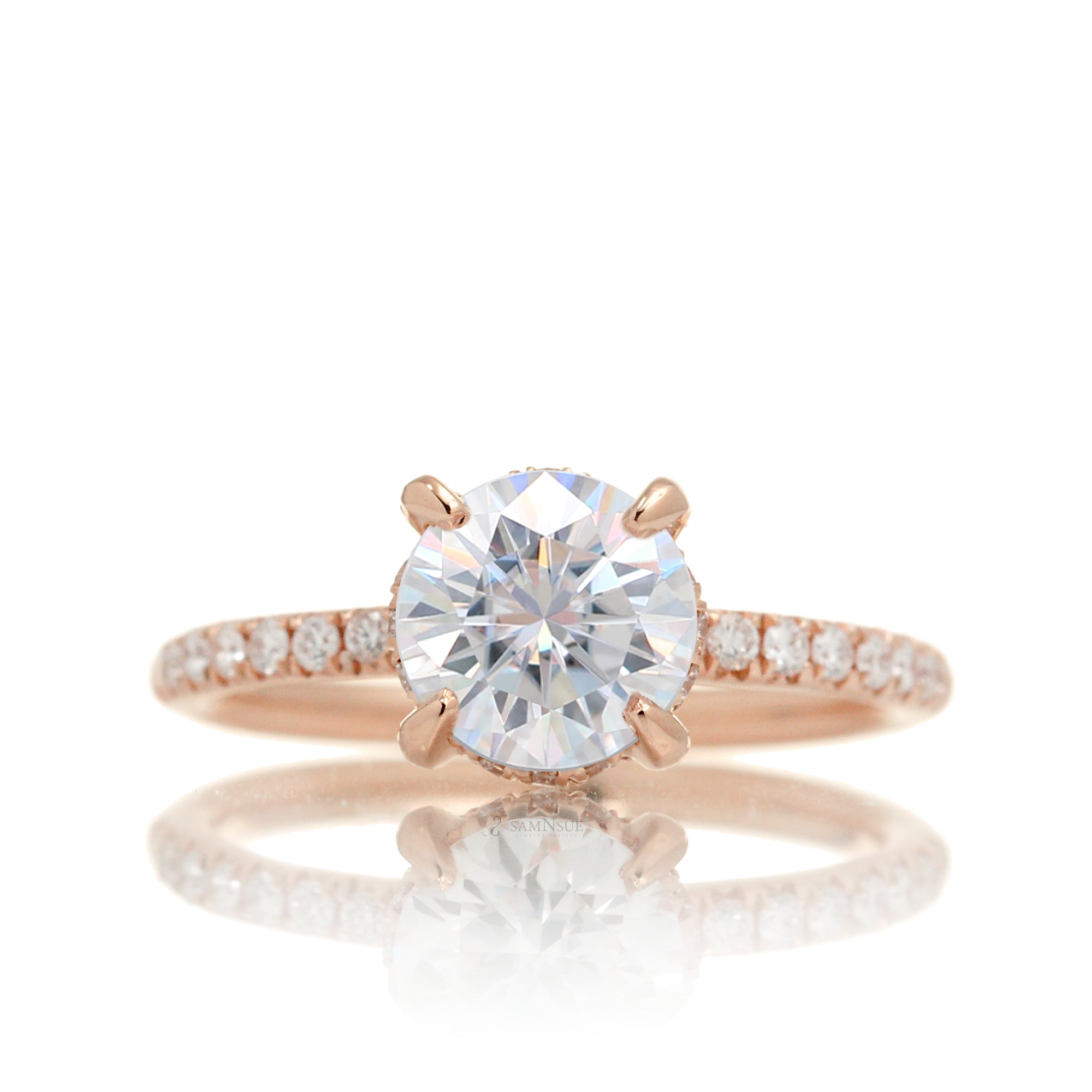 The Drenched Solitaire Round Moissanite