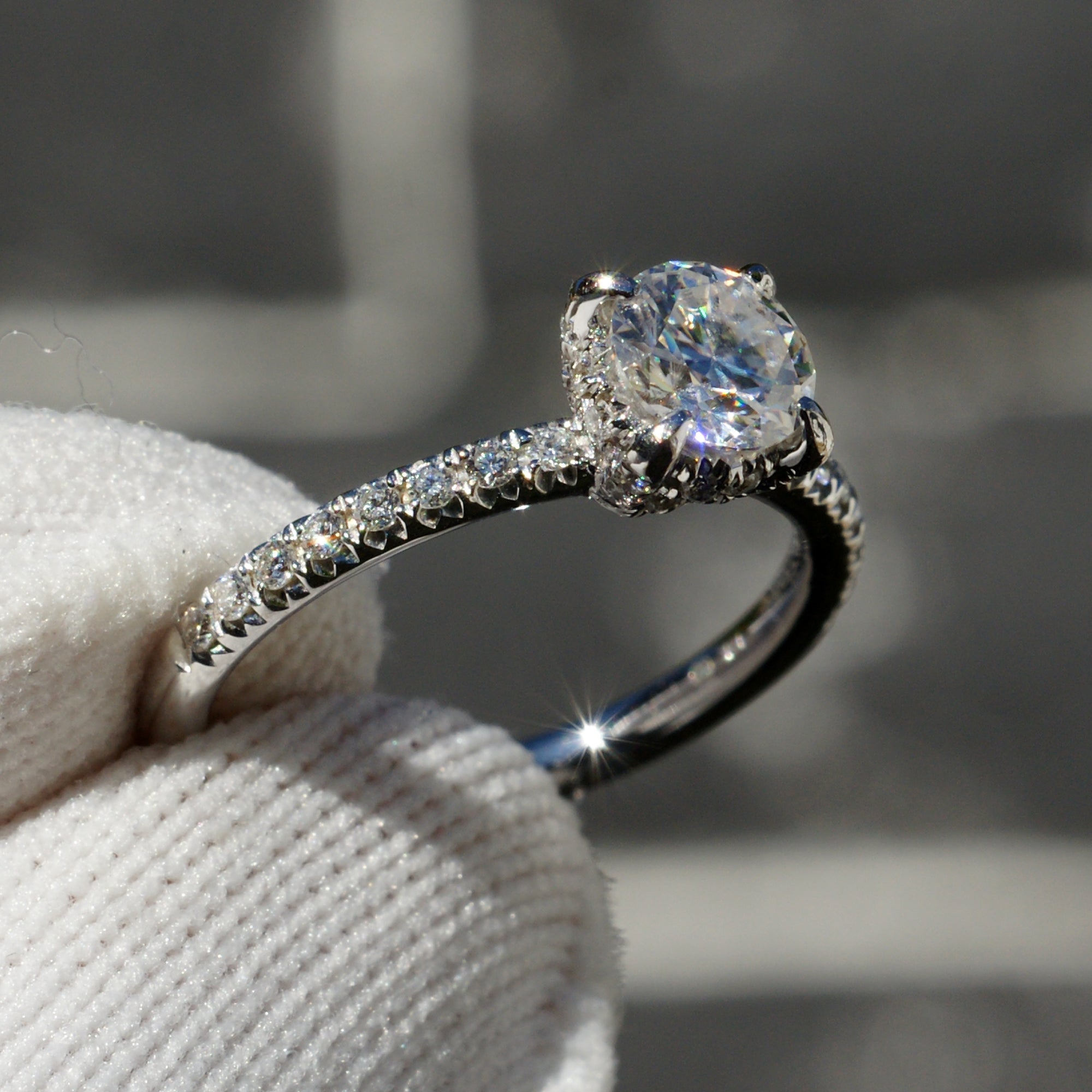 The Drenched Solitaire Round Moissanite Ring 6mm 18k white gold