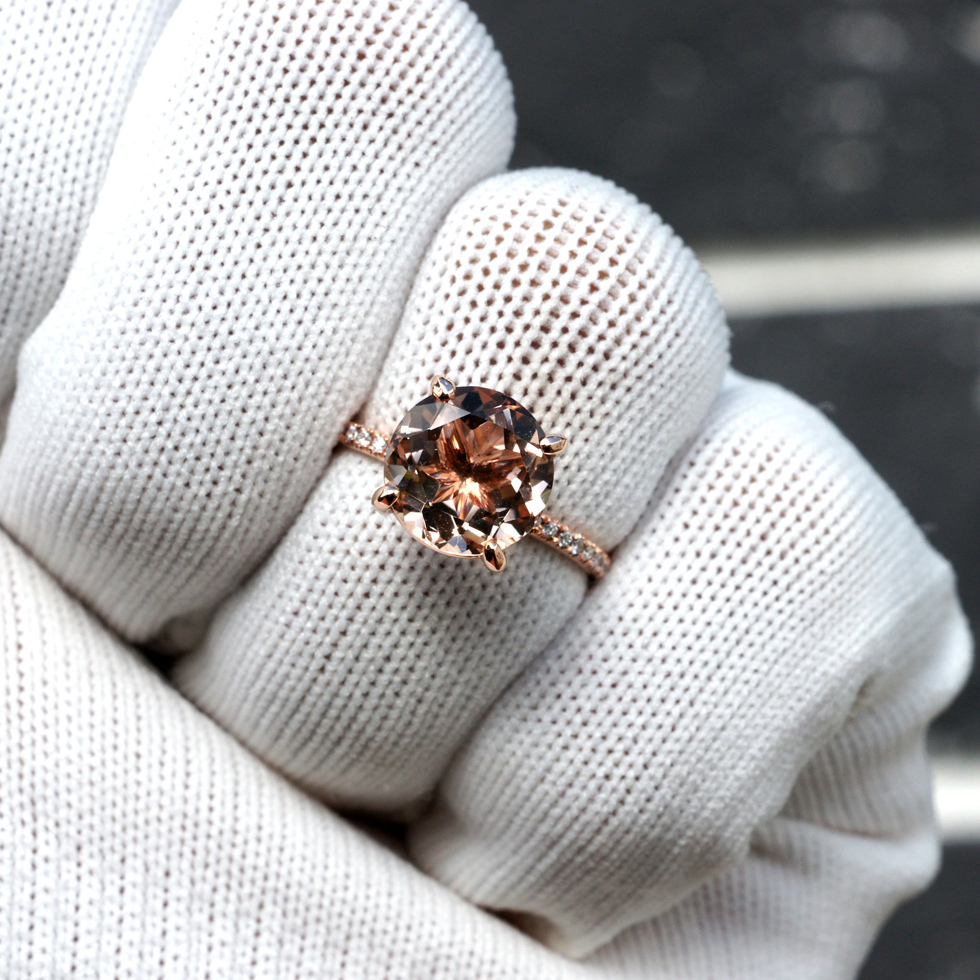 The Ava Round Morganite Ring 10mm 14k Rose Gold (1.5mm band)