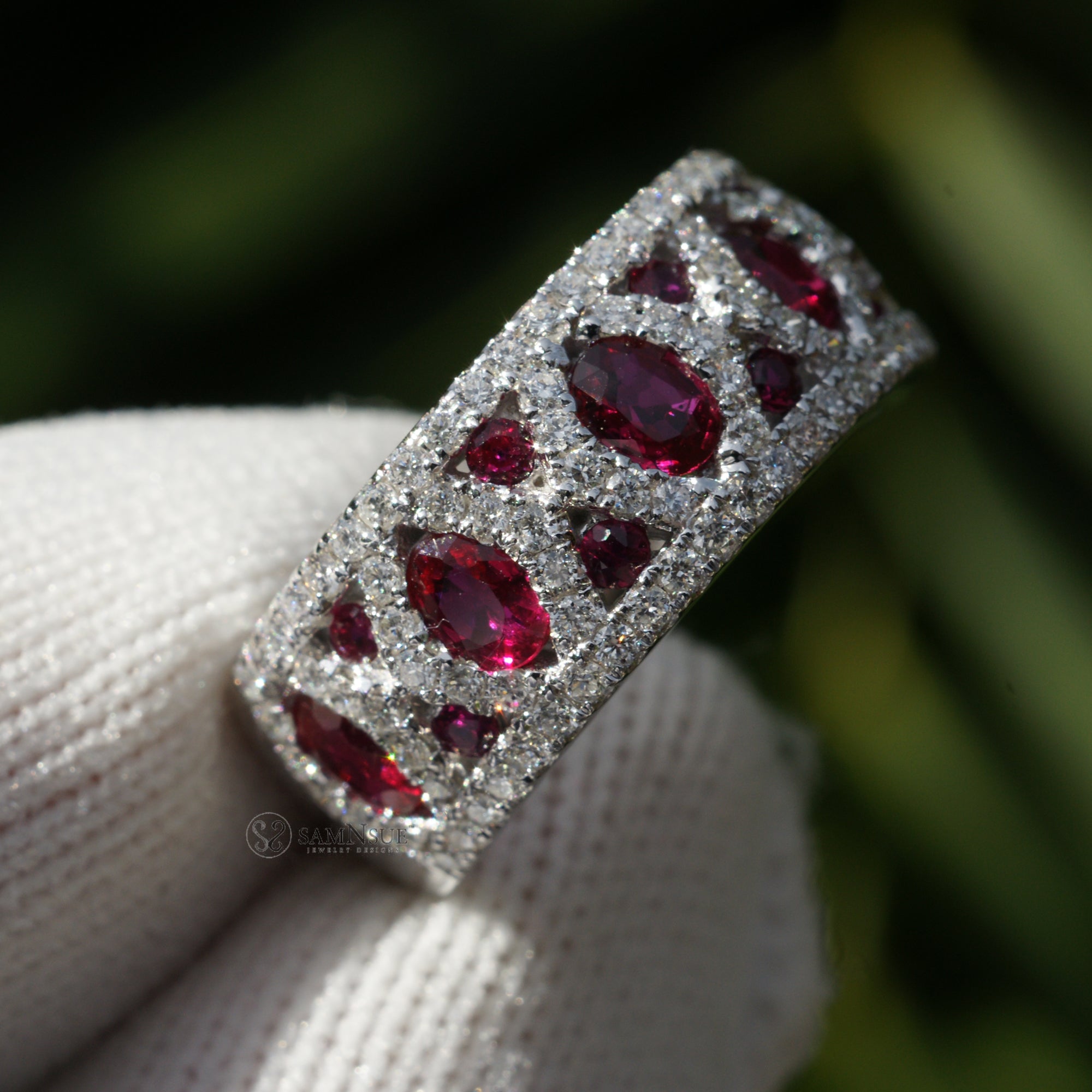 The Maggie Ruby Diamond XOX Band